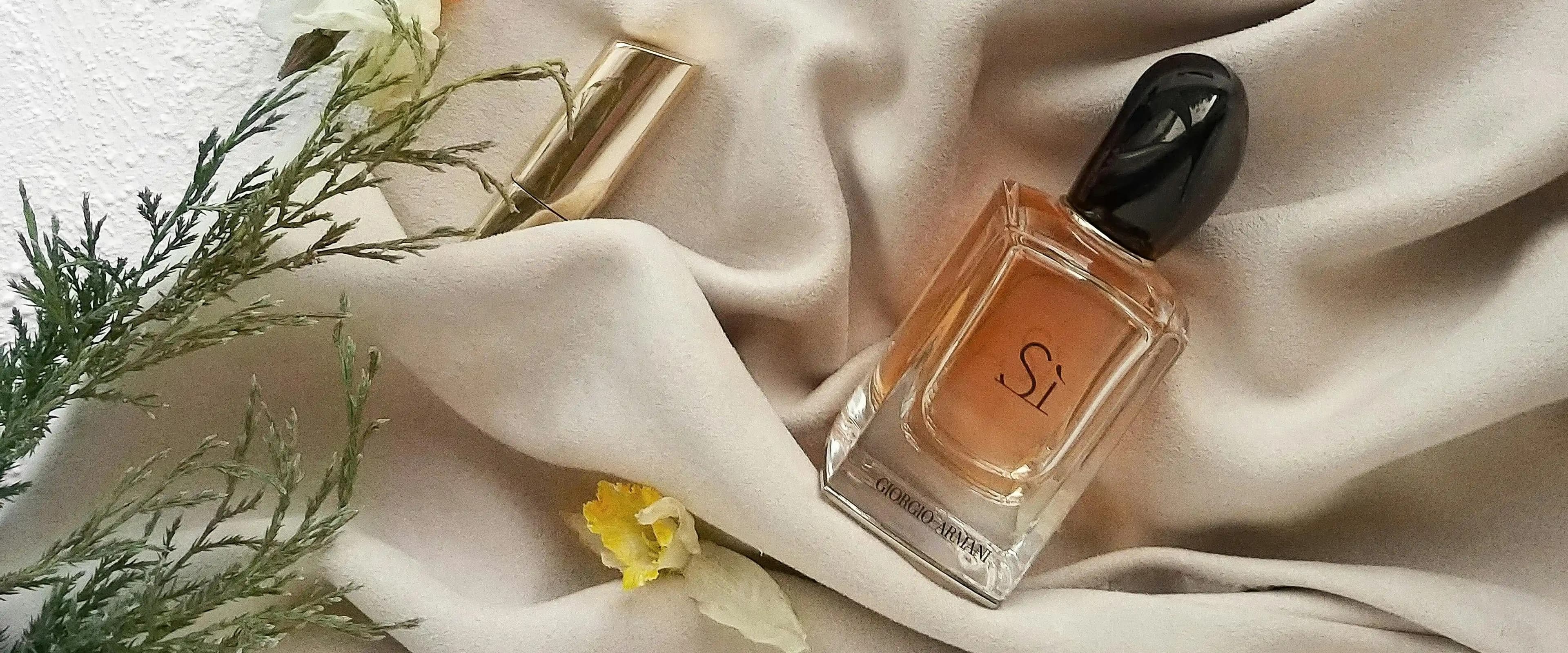 بنر فروشگاه عطر و اسانس narnia