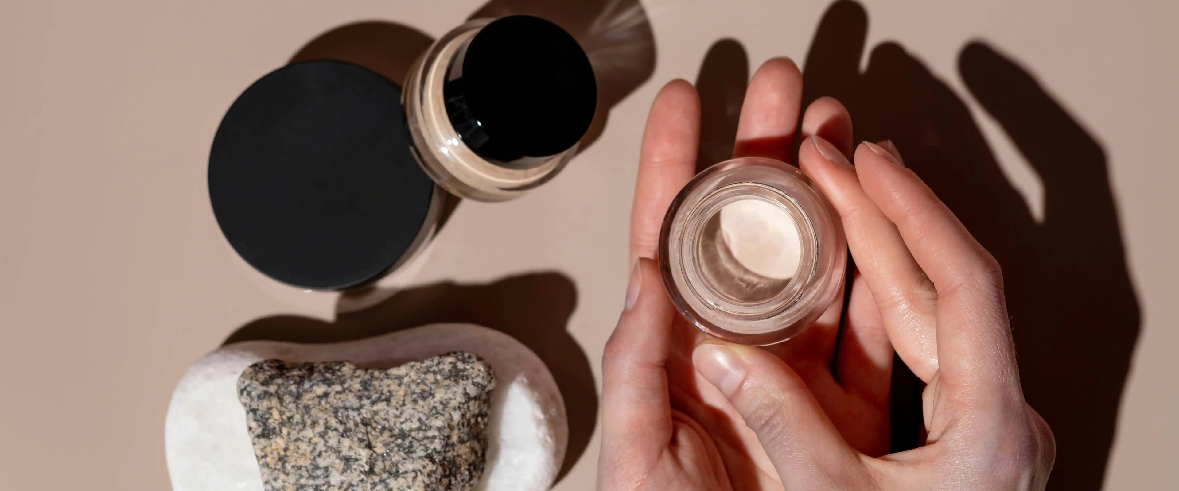 بنر فروشگاه عطر سورنا