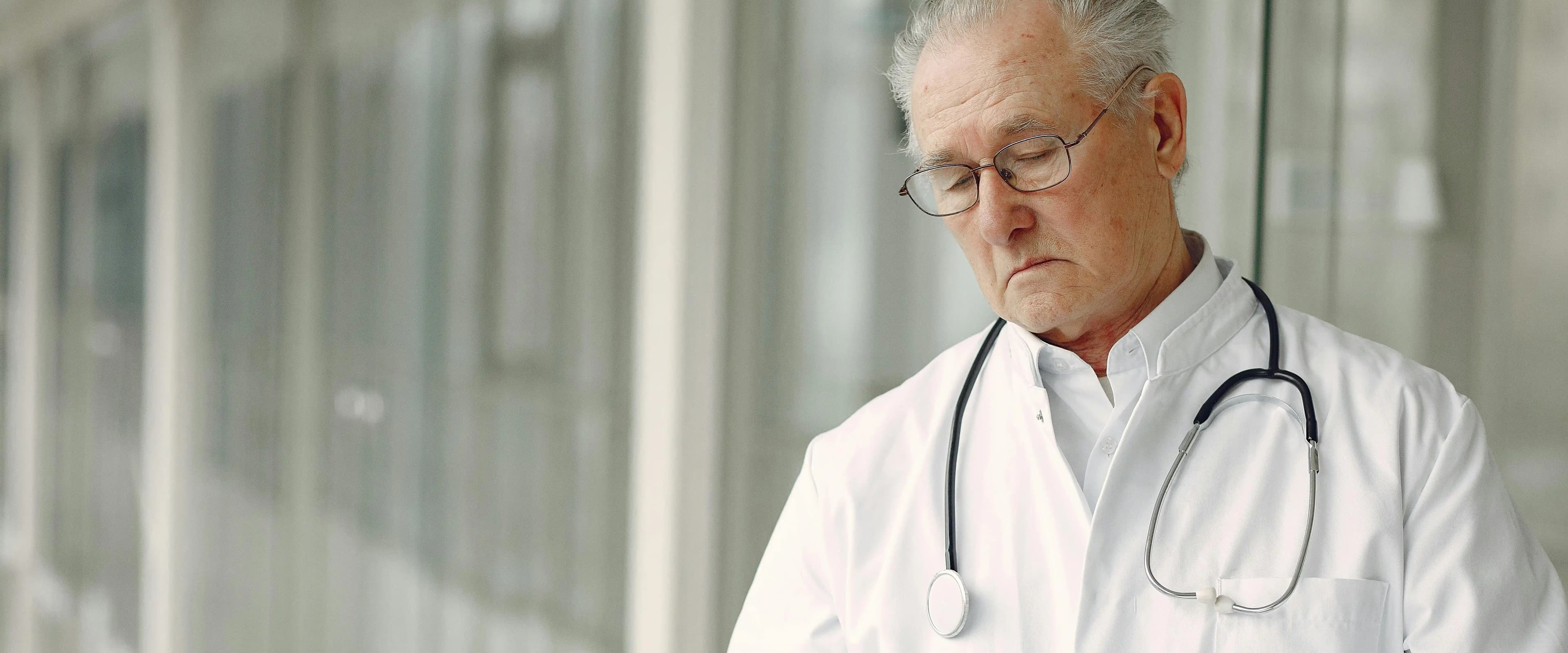 بنر فروشگاه مطب دکتر راضیه ابراهیمیان