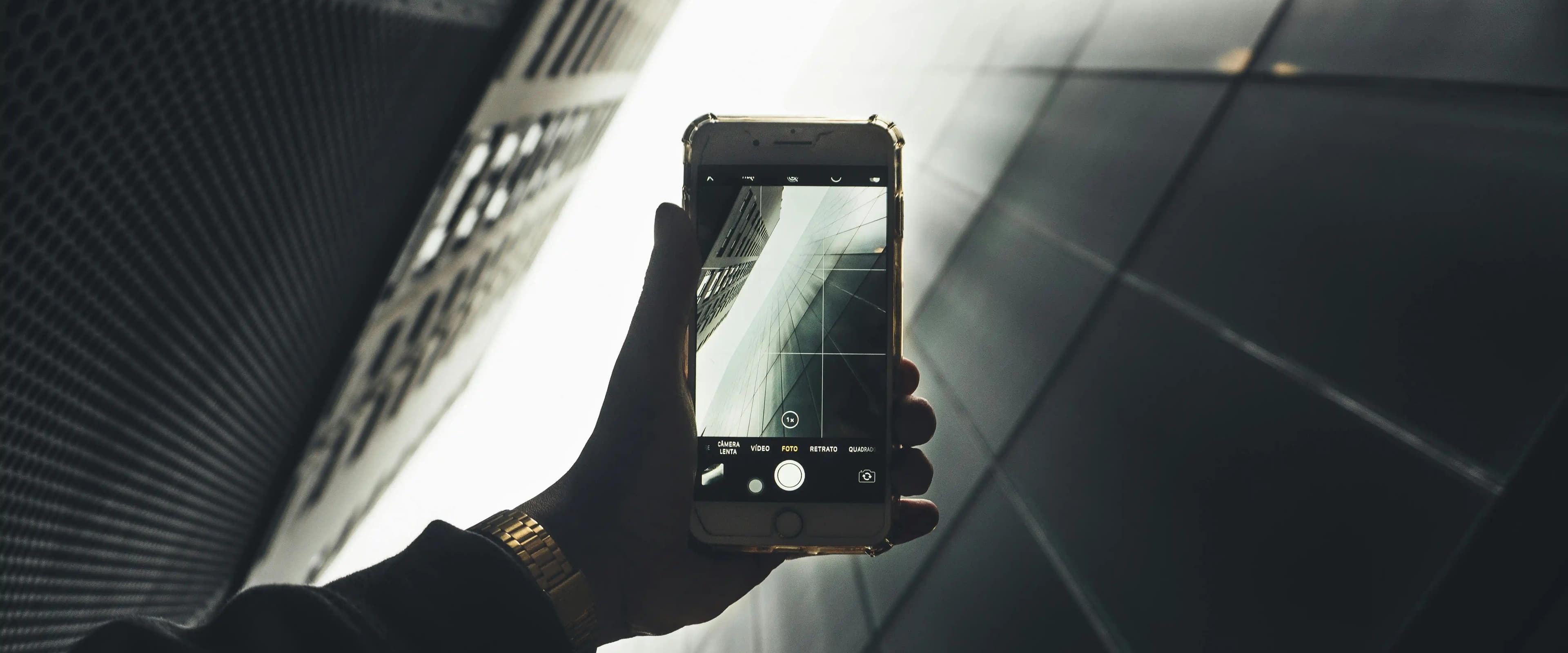 بنر فروشگاه موبایل ناجی تل