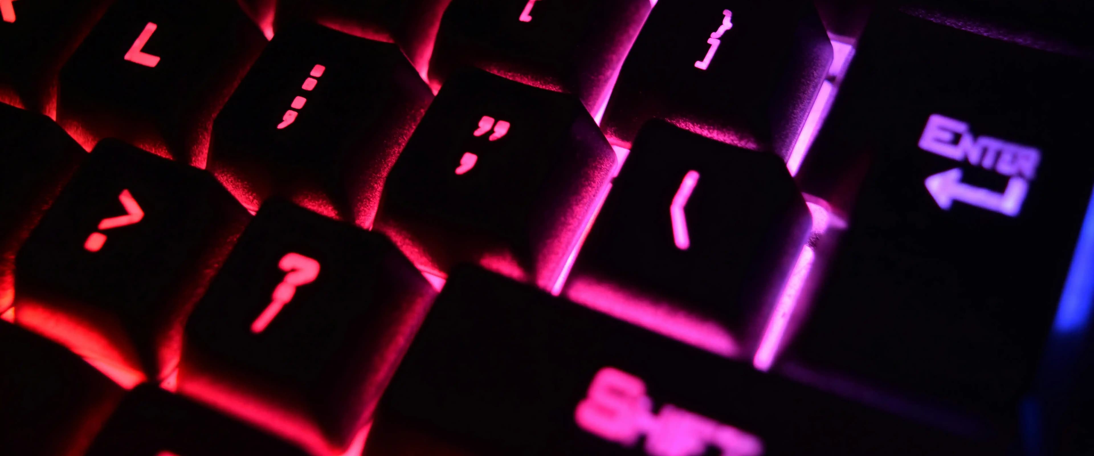 بنر فروشگاه کامپیوتروموبایل دنیای پردازش