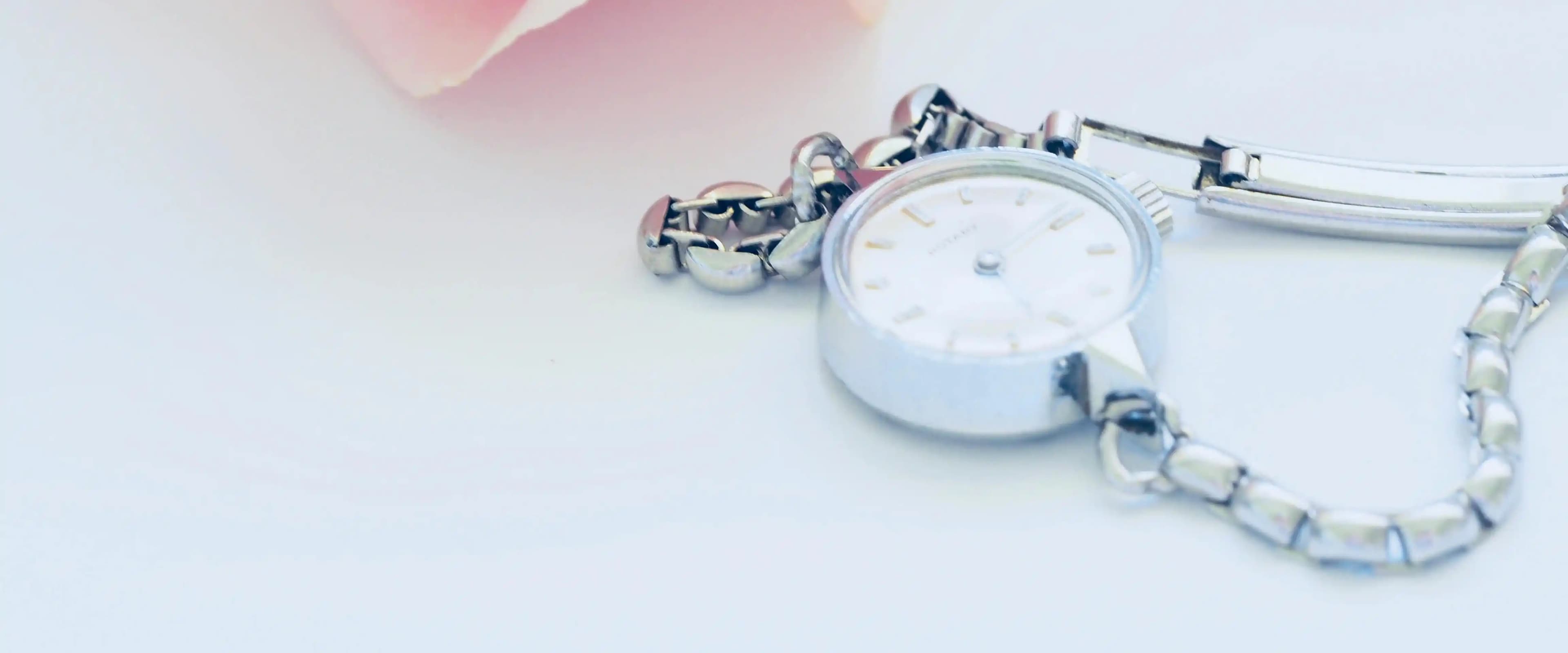 بنر فروشگاه فروشگاه ساعت دانیال