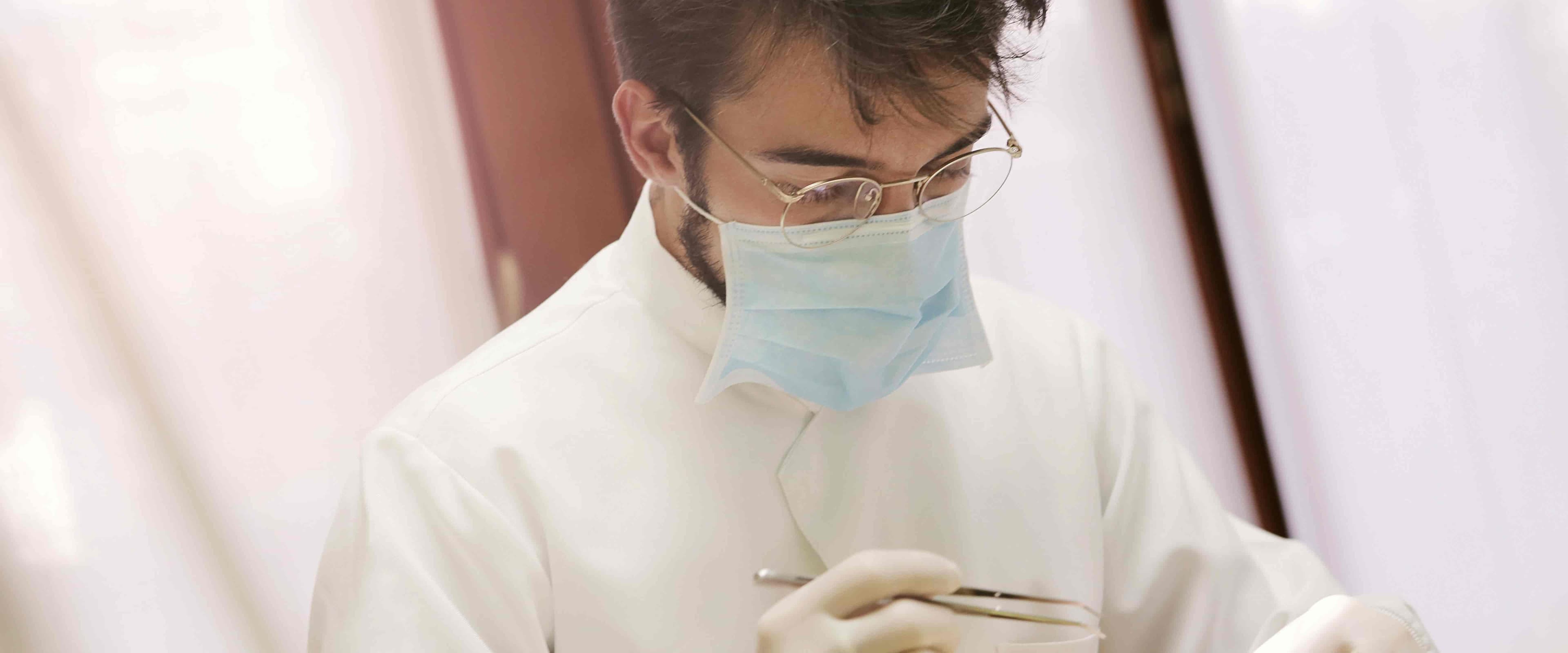 بنر فروشگاه کلینیک دندانپزشکی ملیکا