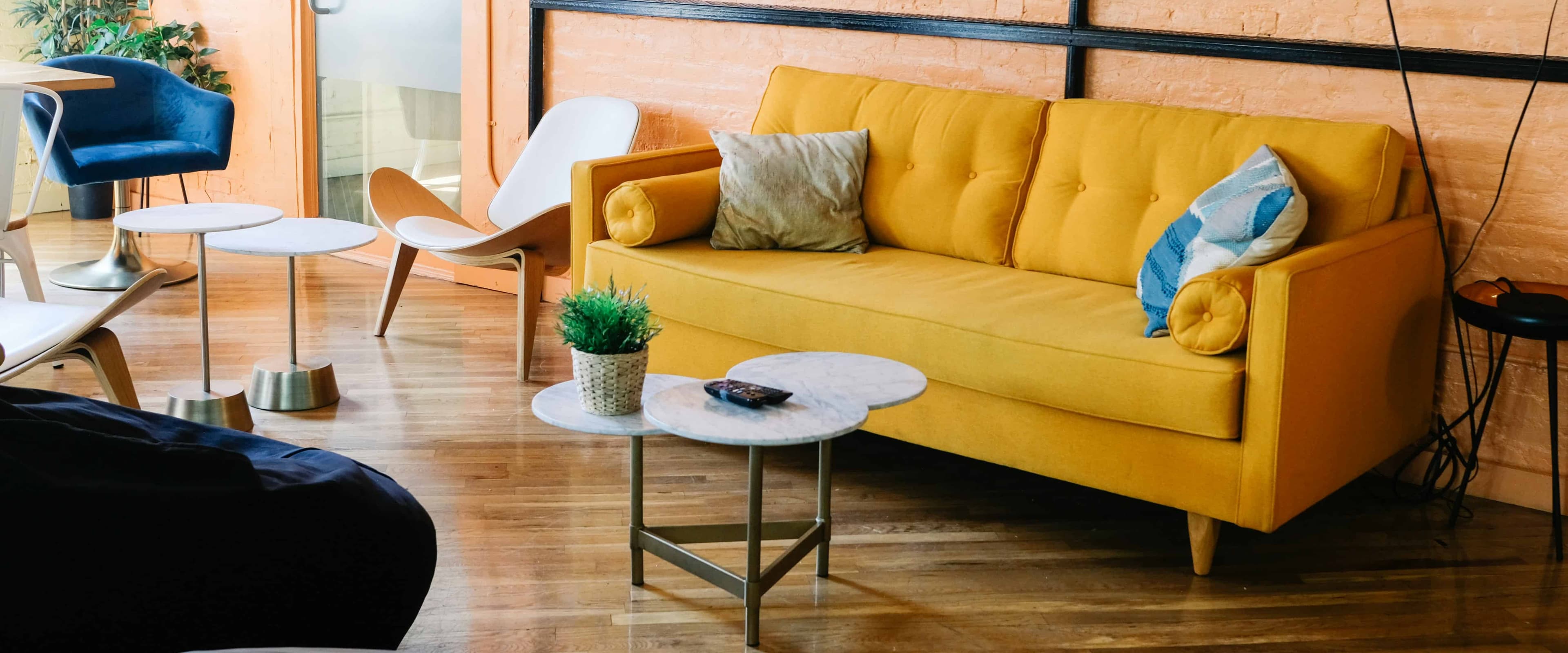 بنر فروشگاه دوخت کاور و پیراهن مبل ایده ال