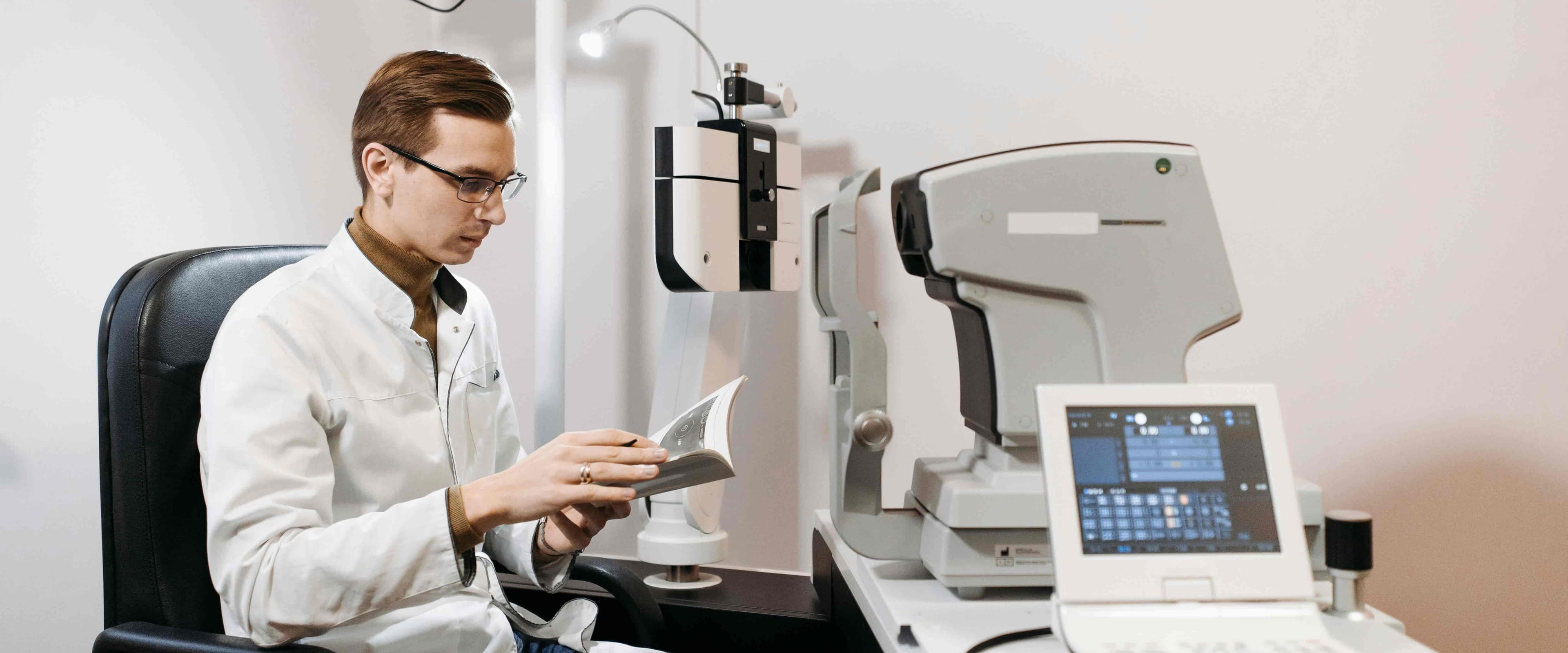 بنر فروشگاه كلينيک دندانپزشکی تخصصی حكمت