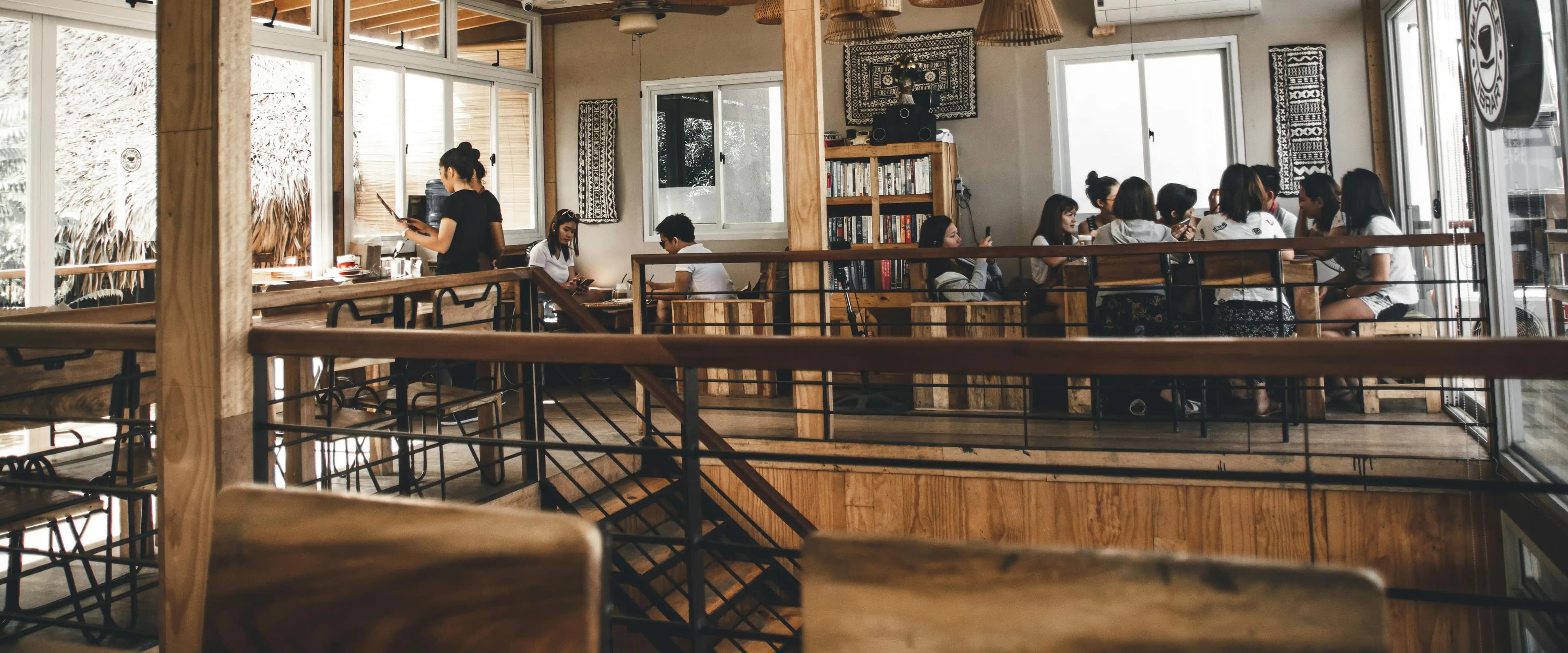 بنر فروشگاه کافه رستوران ماهنع | ترانه