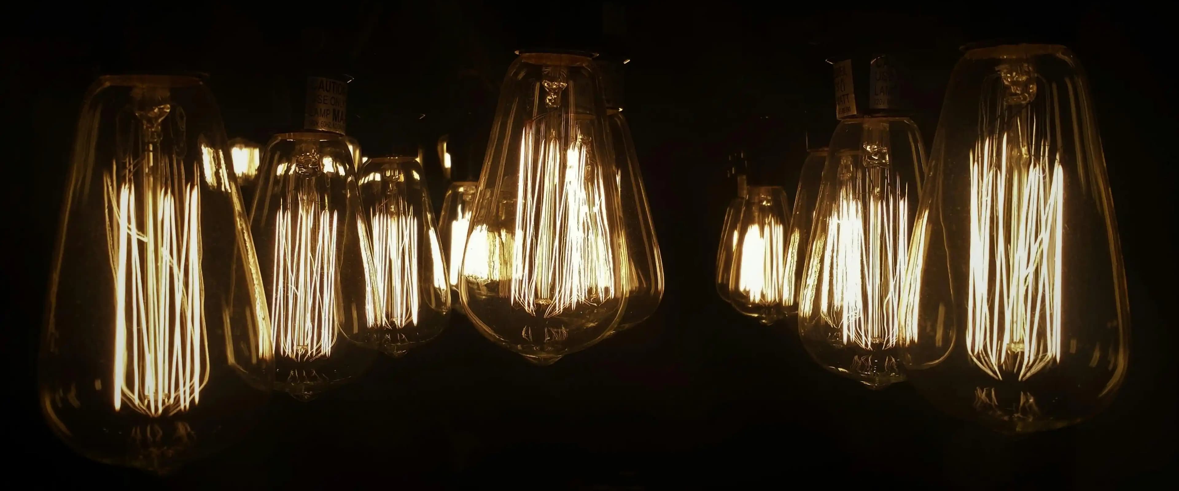 بنر فروشگاه کالای برق نمانور