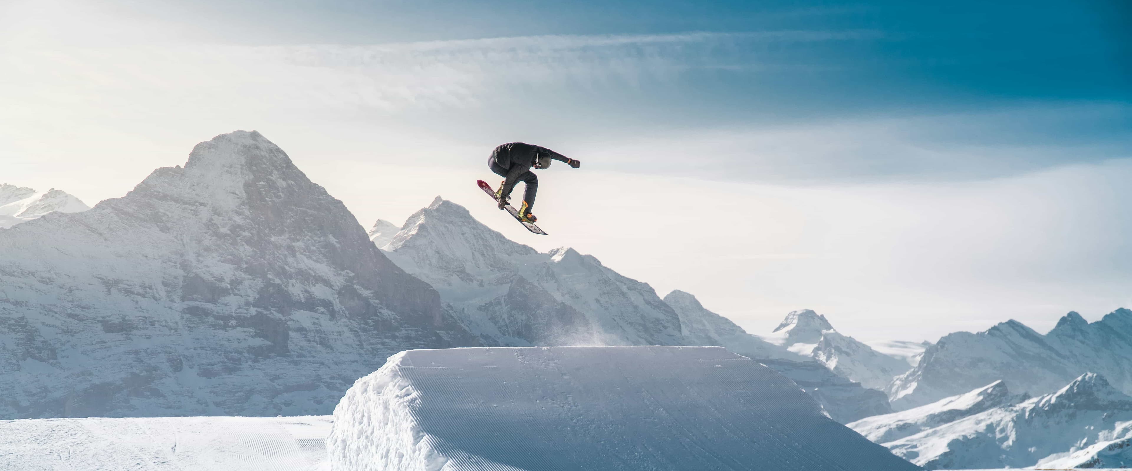 بنر فروشگاه امیل اسپرت گالری