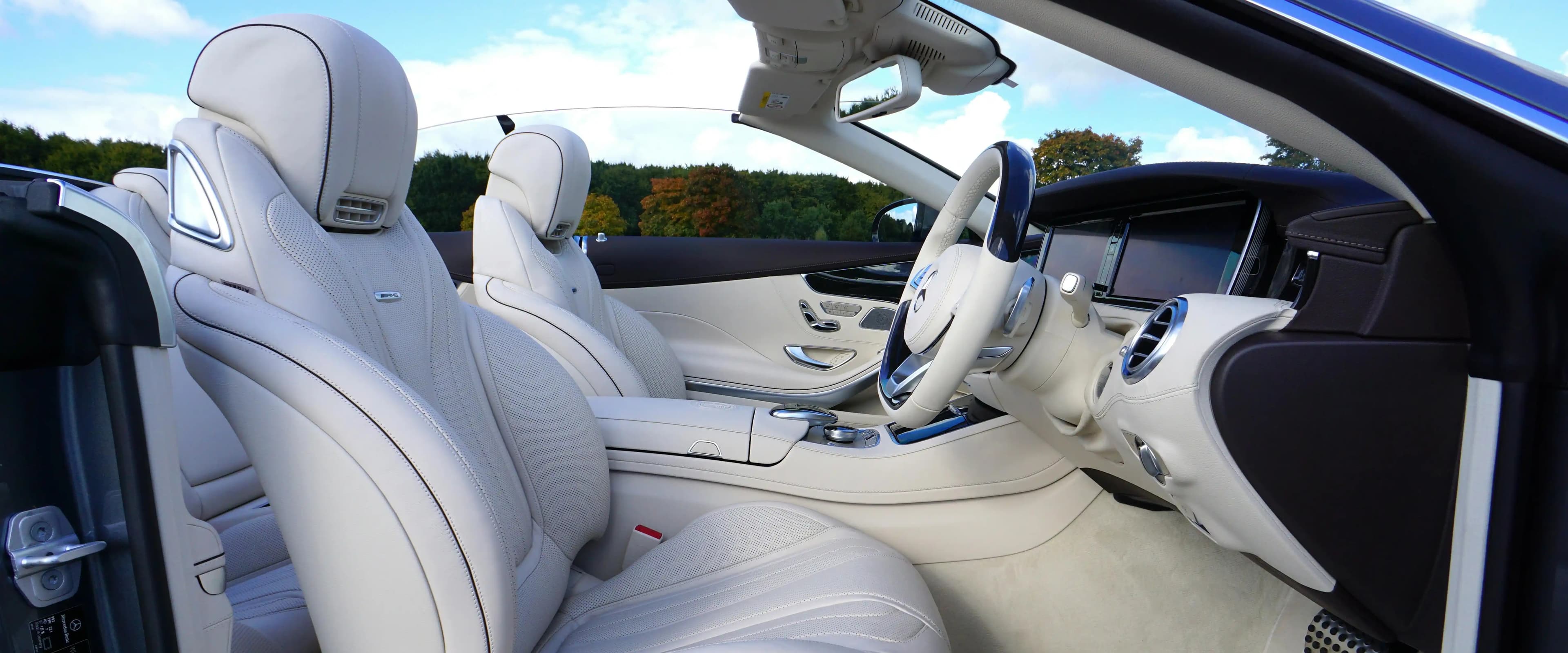 بنر فروشگاه نمایشگاه مدیران خودرو چری | کد ۹۴۴۸ ناصری