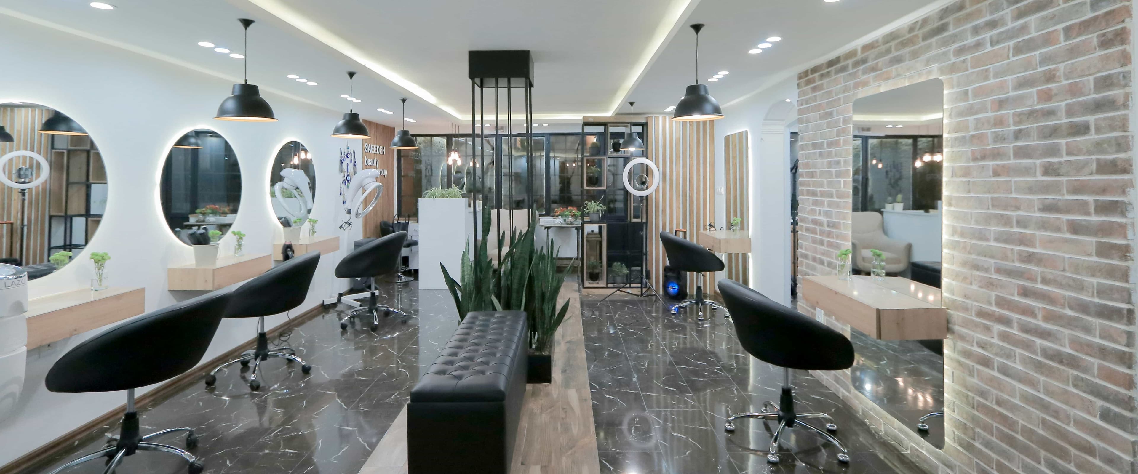 بنر فروشگاه سالن زیبایی تی تی