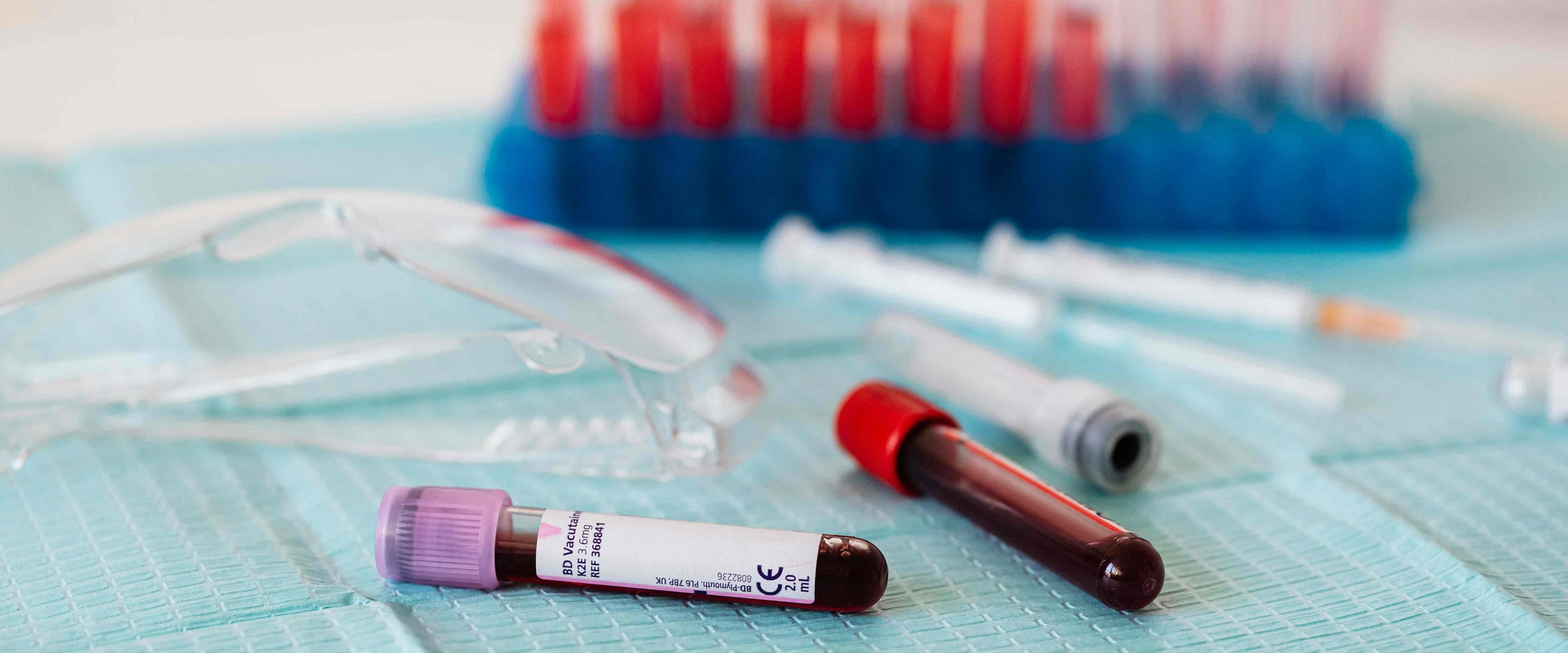 بنر فروشگاه پلی کلینیک اذر