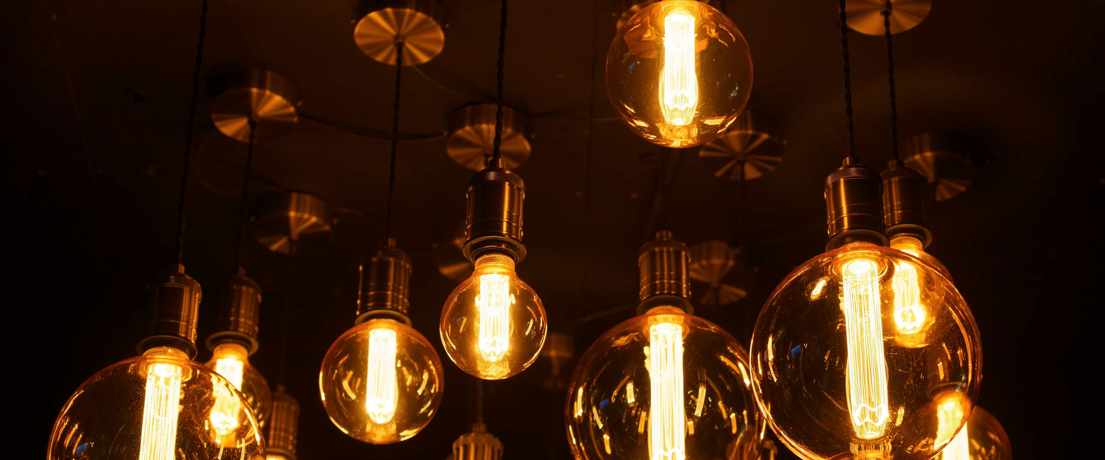 بنر فروشگاه کالای برق برادران پورمحمدی