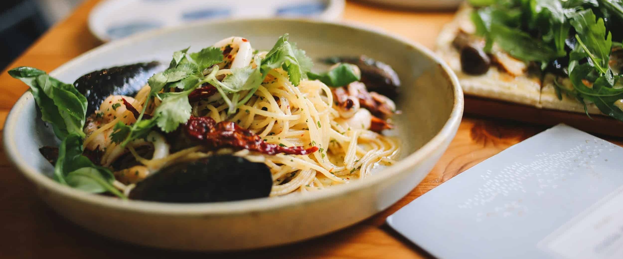 بنر فروشگاه کافه رستوران اسکای لند