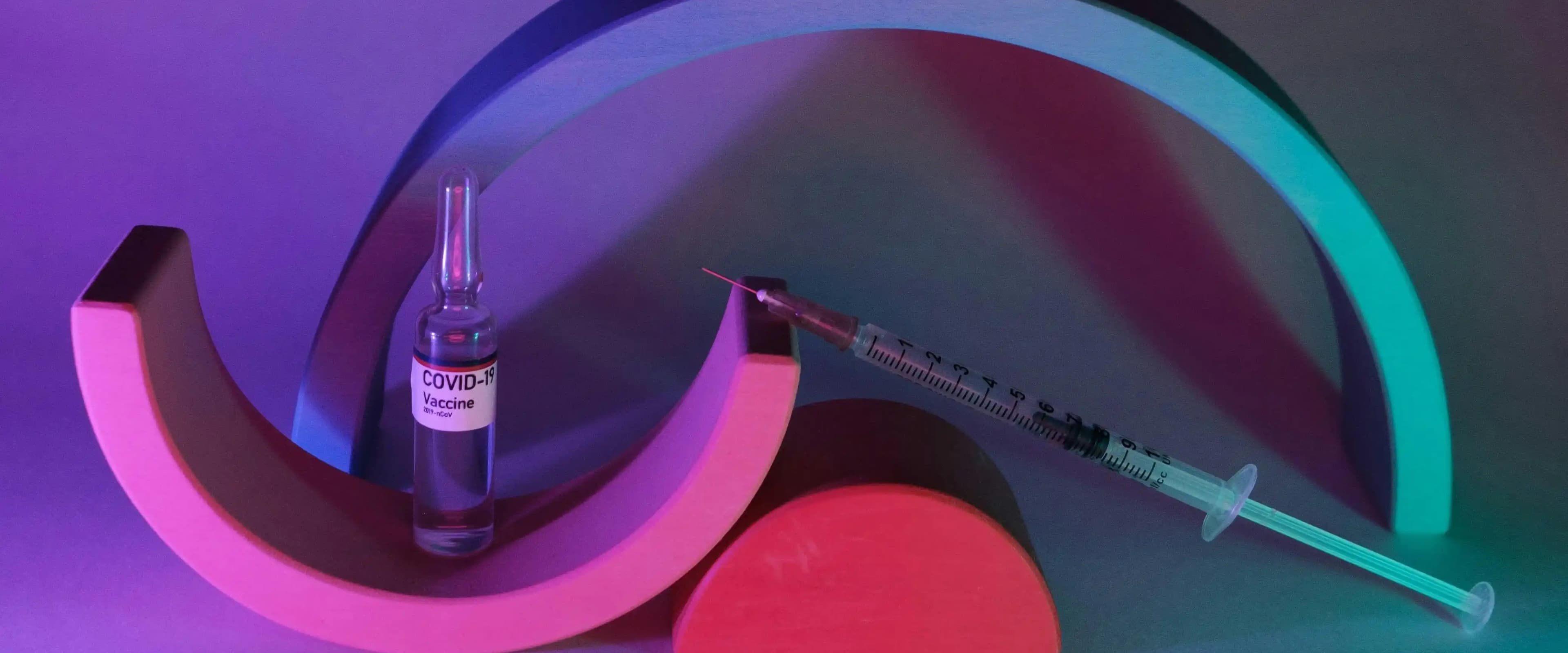 بنر فروشگاه داروخانه دکتر محمودزاده