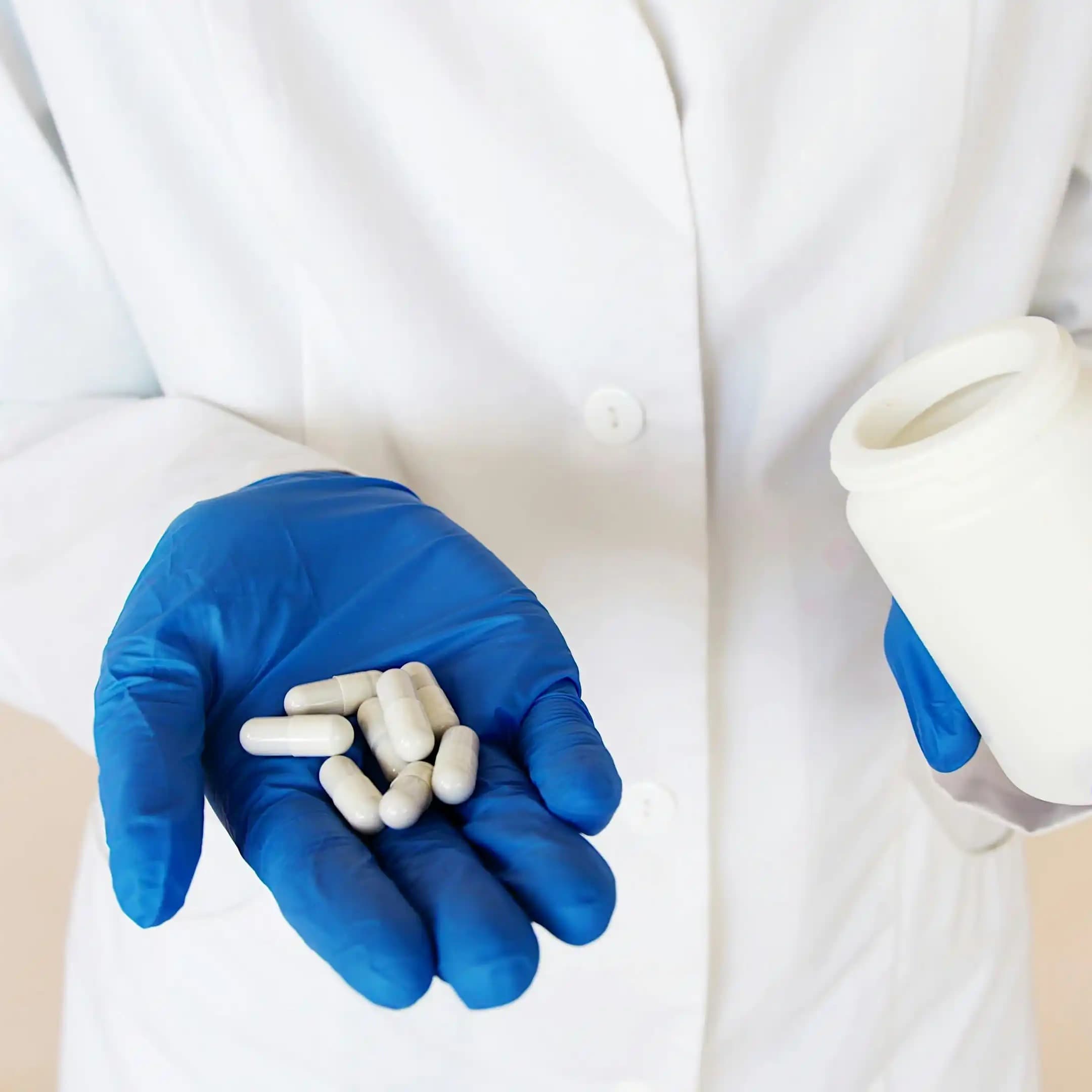 لوگوی فروشگاه داروخانه دکتر محمودی