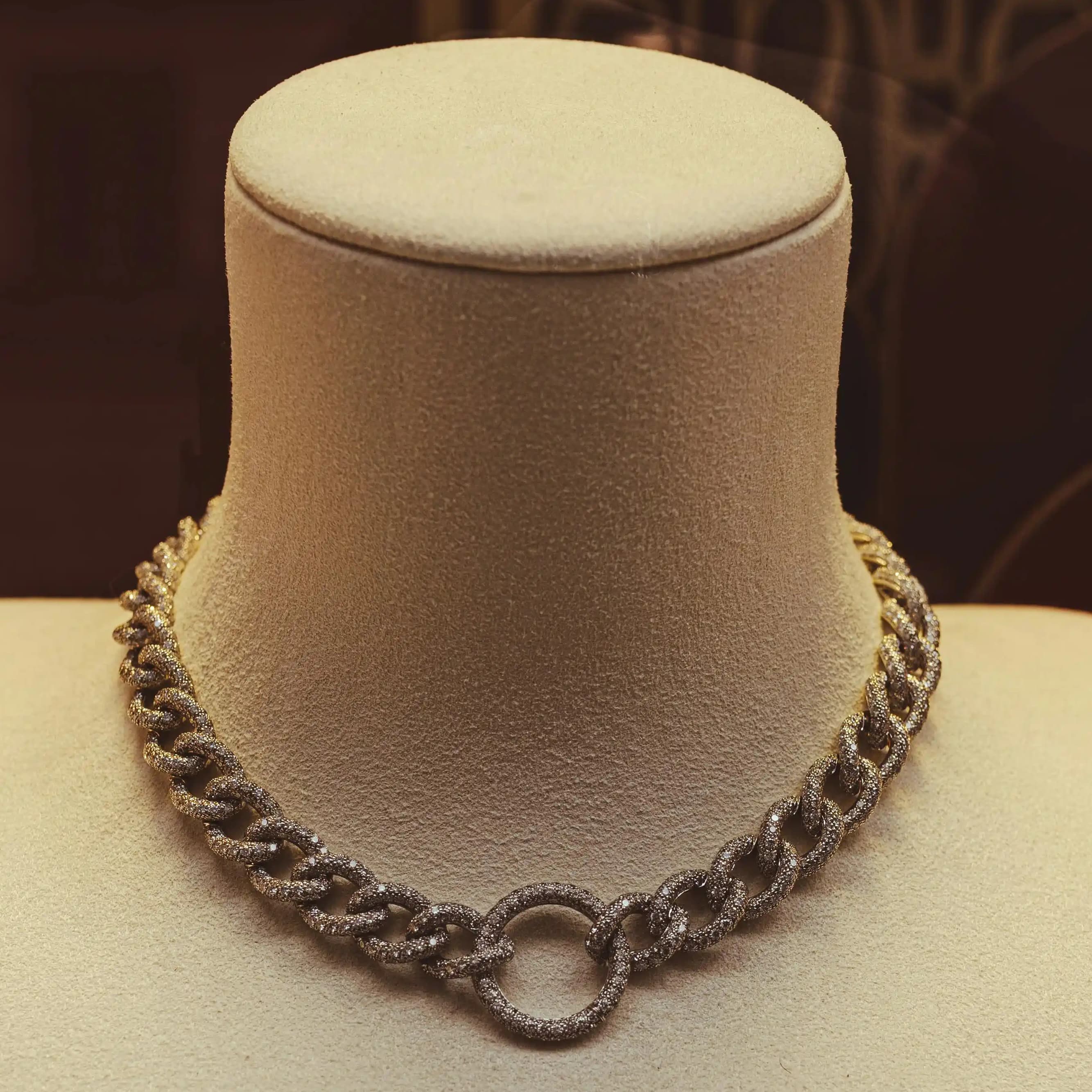 لوگوی فروشگاه گالری ساعت هدیه