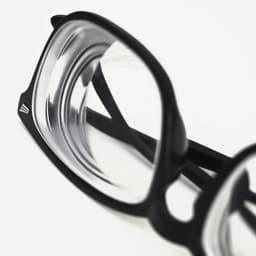 فروشگاه عینک یونیک اپتیک