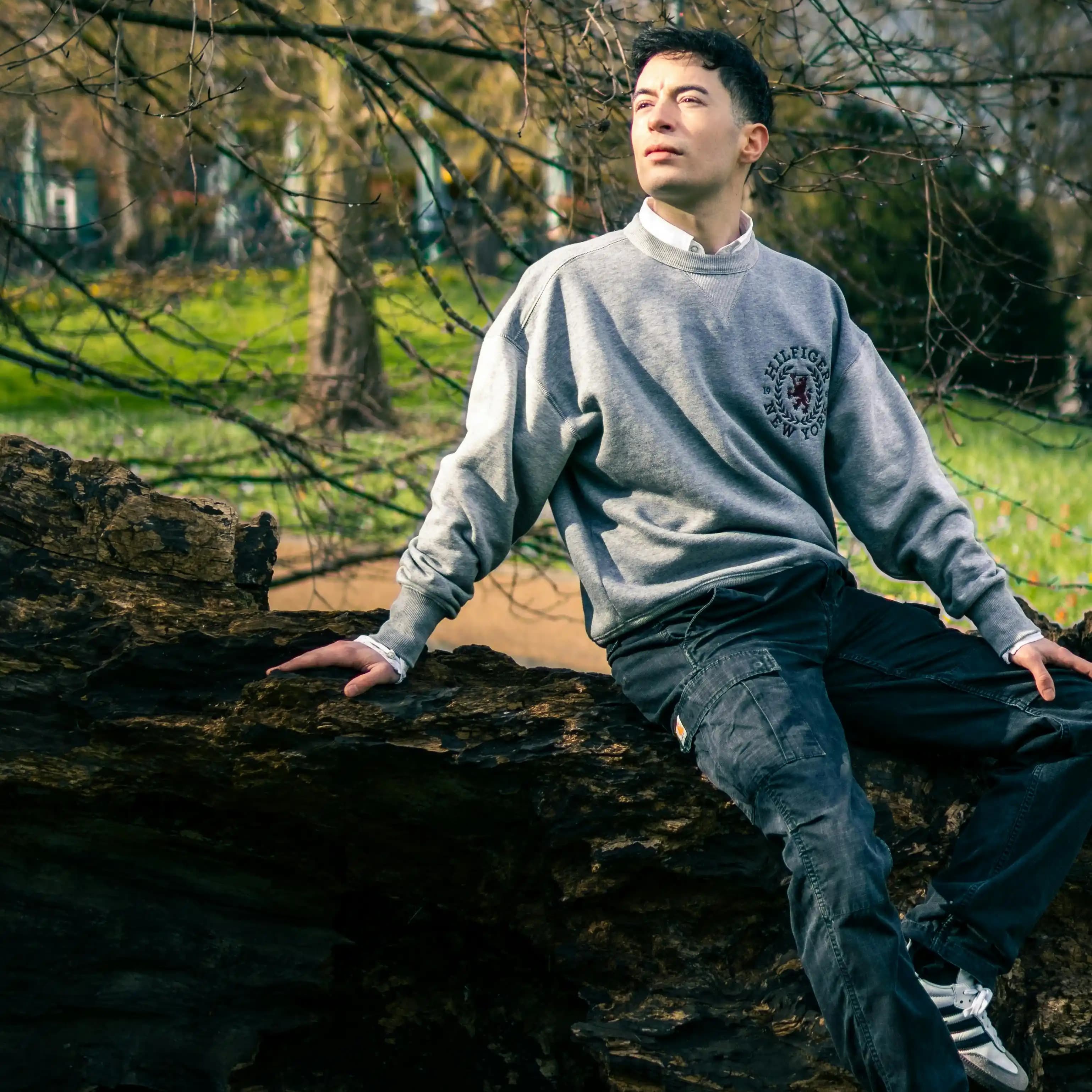 لوگوی فروشگاه پوشاک لول من | LEVELMAN