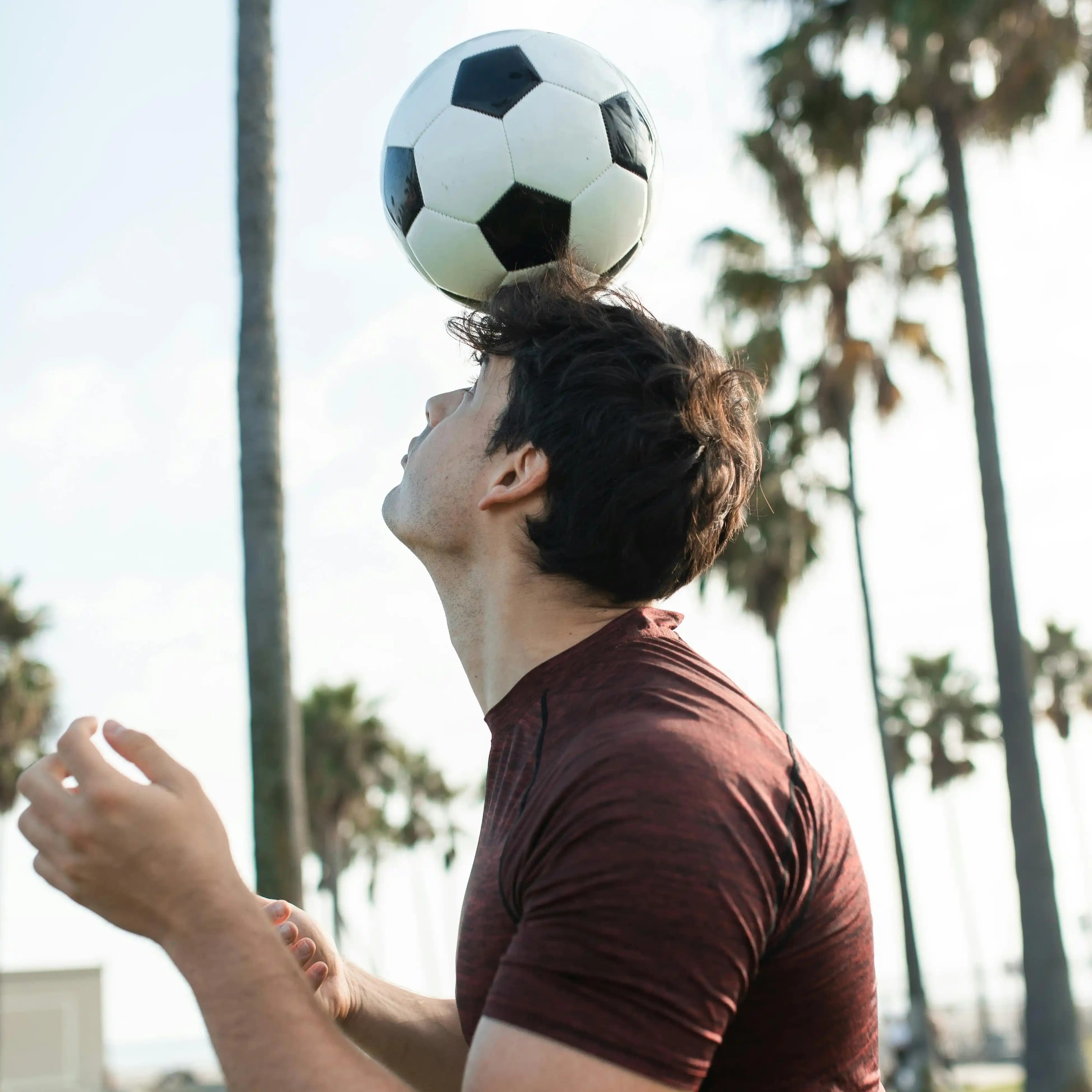 لوگوی فروشگاه کوهنوردی اوراز