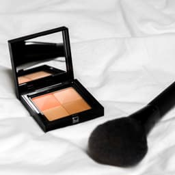 فروشگاه لوازم ارايشى مهرداد