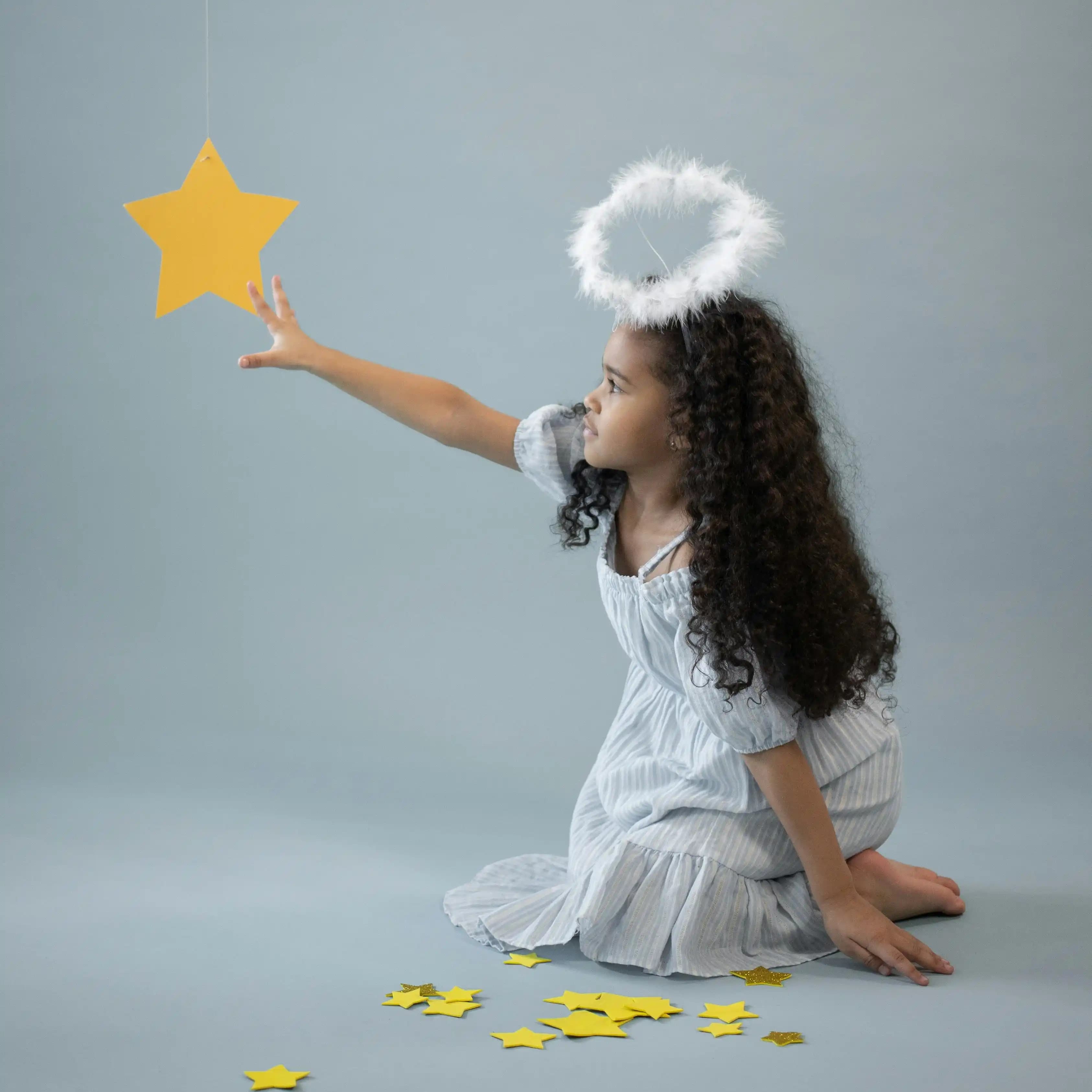 لوگوی فروشگاه ارزانسرای کودک هیوا