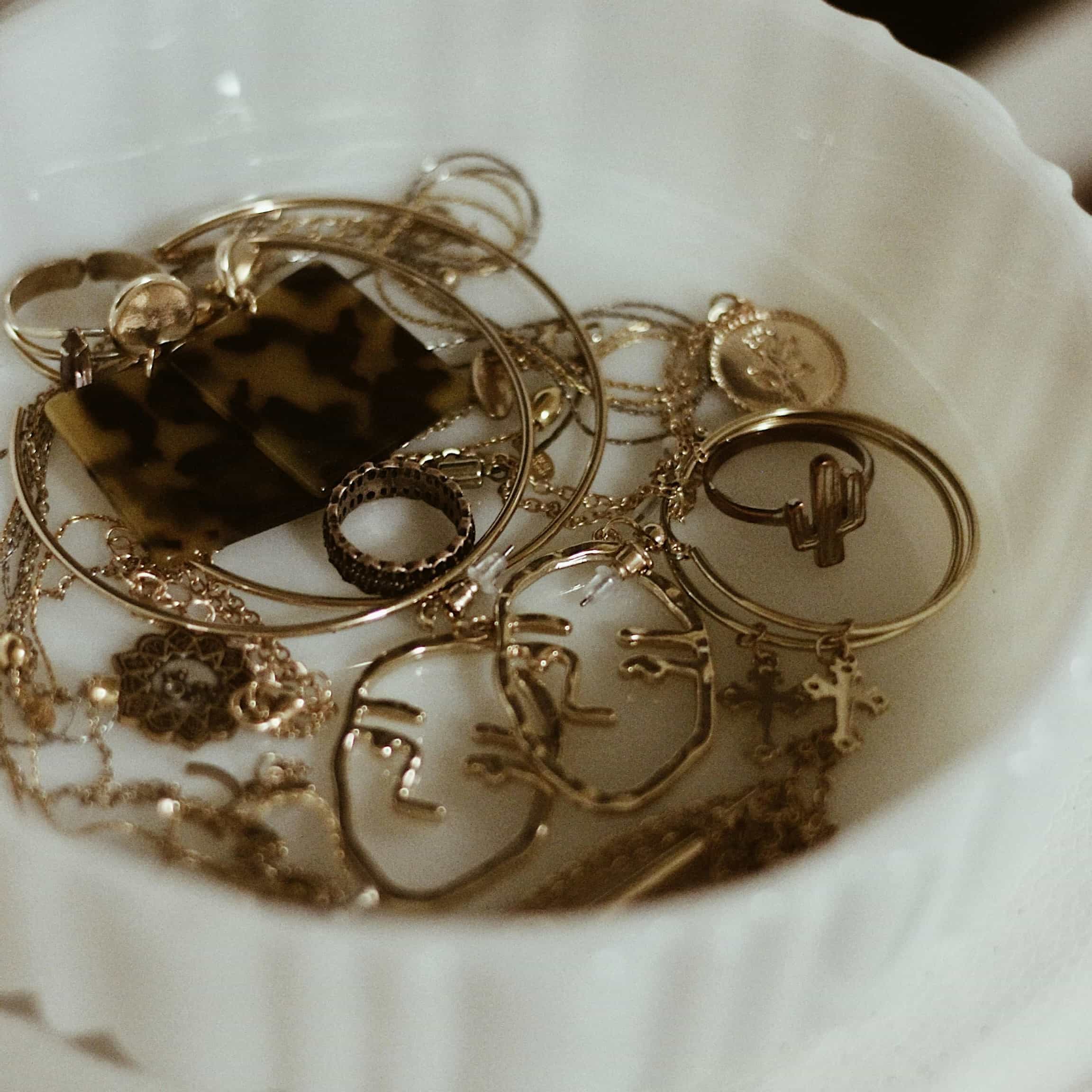 لوگوی فروشگاه گالری ساعت شفیعی