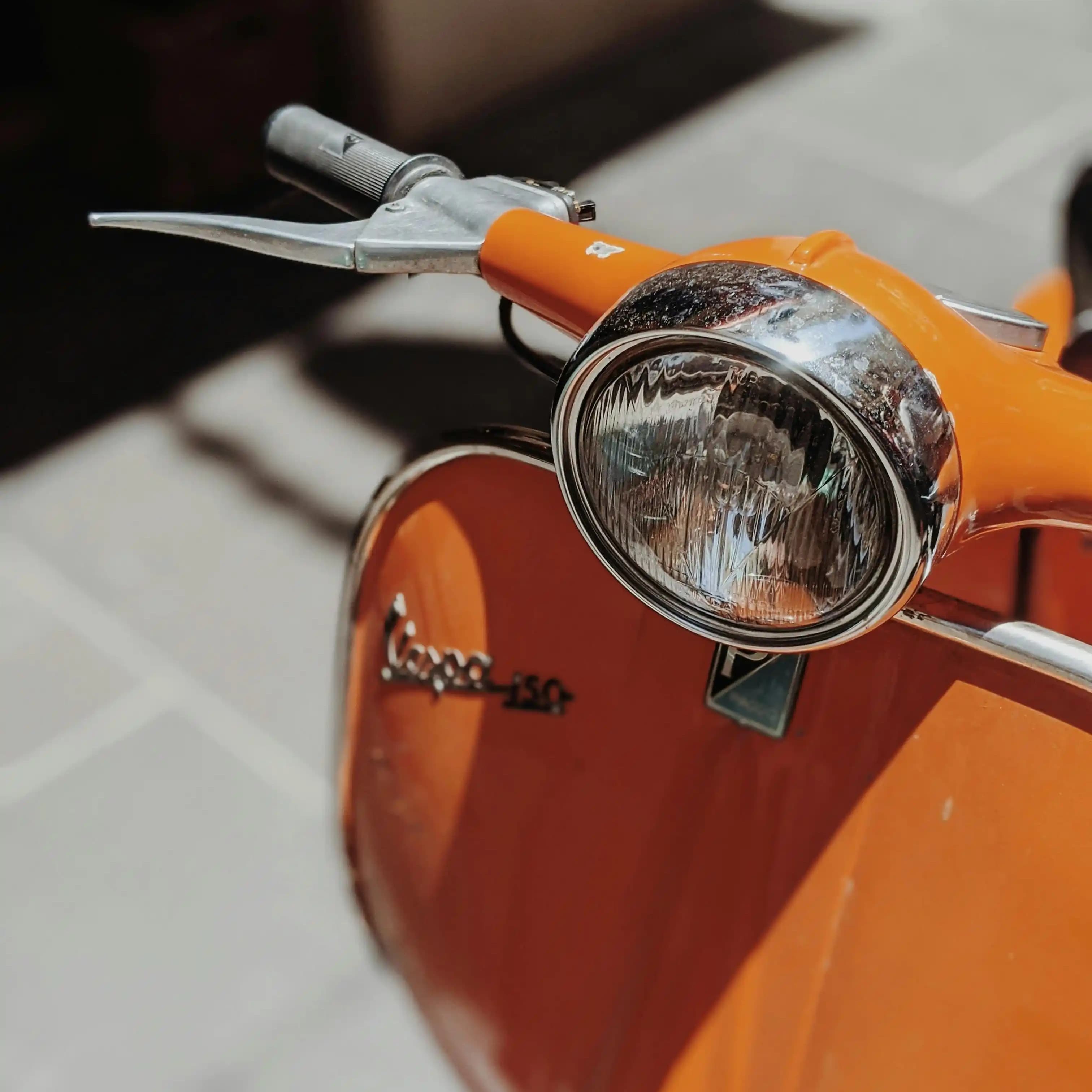 لوگوی فروشگاه فروشگاه لوازم یدکی موتورسیکلت فت بوی