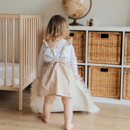 پوشاک زنانه و بچگانه غنچهها