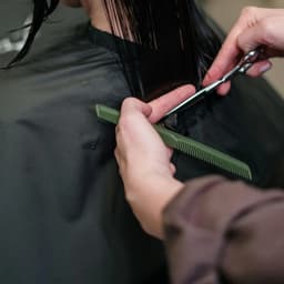 ارایشگاه زنانه رونیک