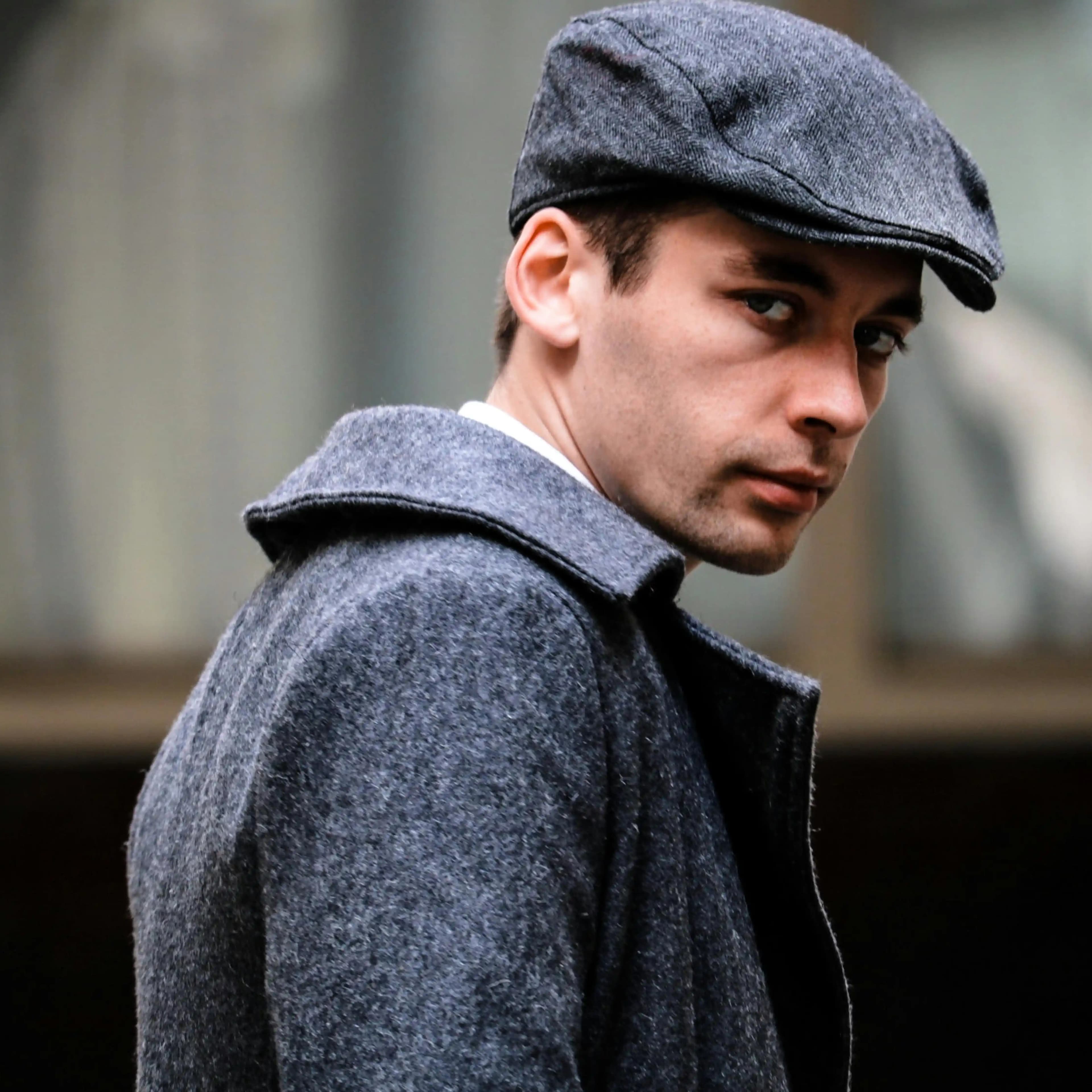 لوگوی فروشگاه پوشاک مردانه جلالی