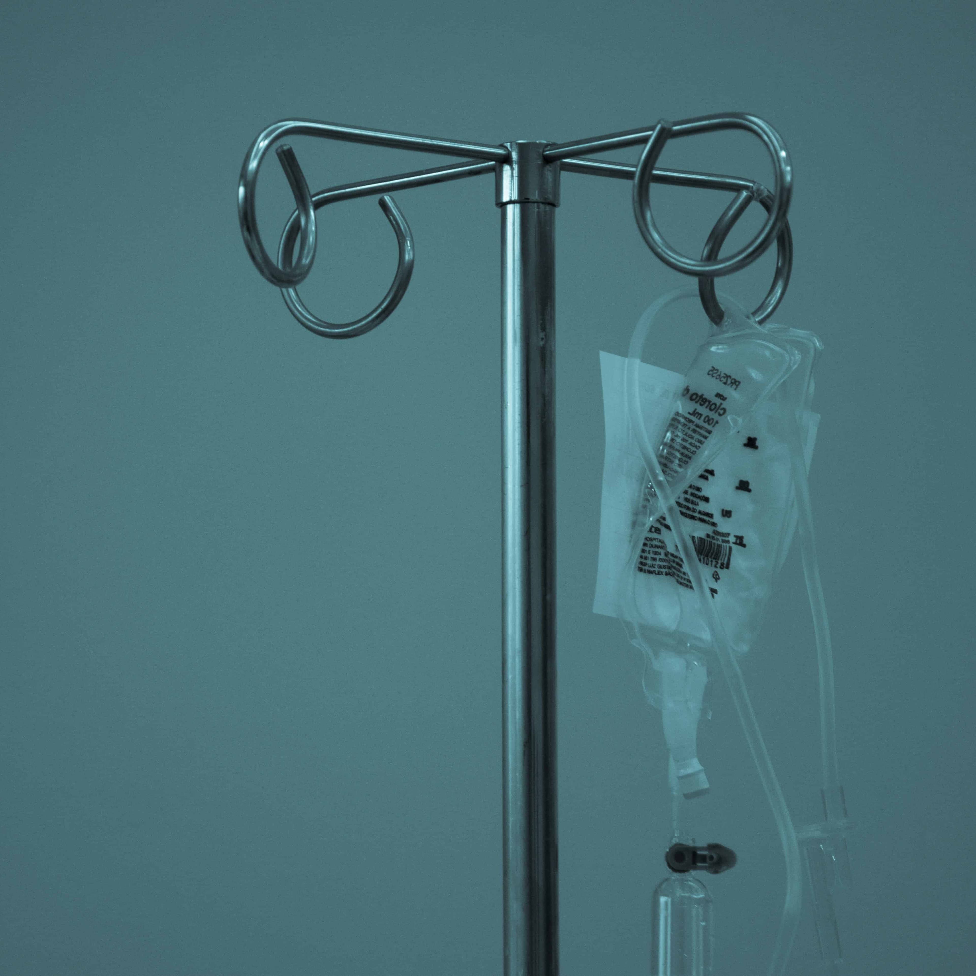 لوگوی فروشگاه دکتر حاتمی