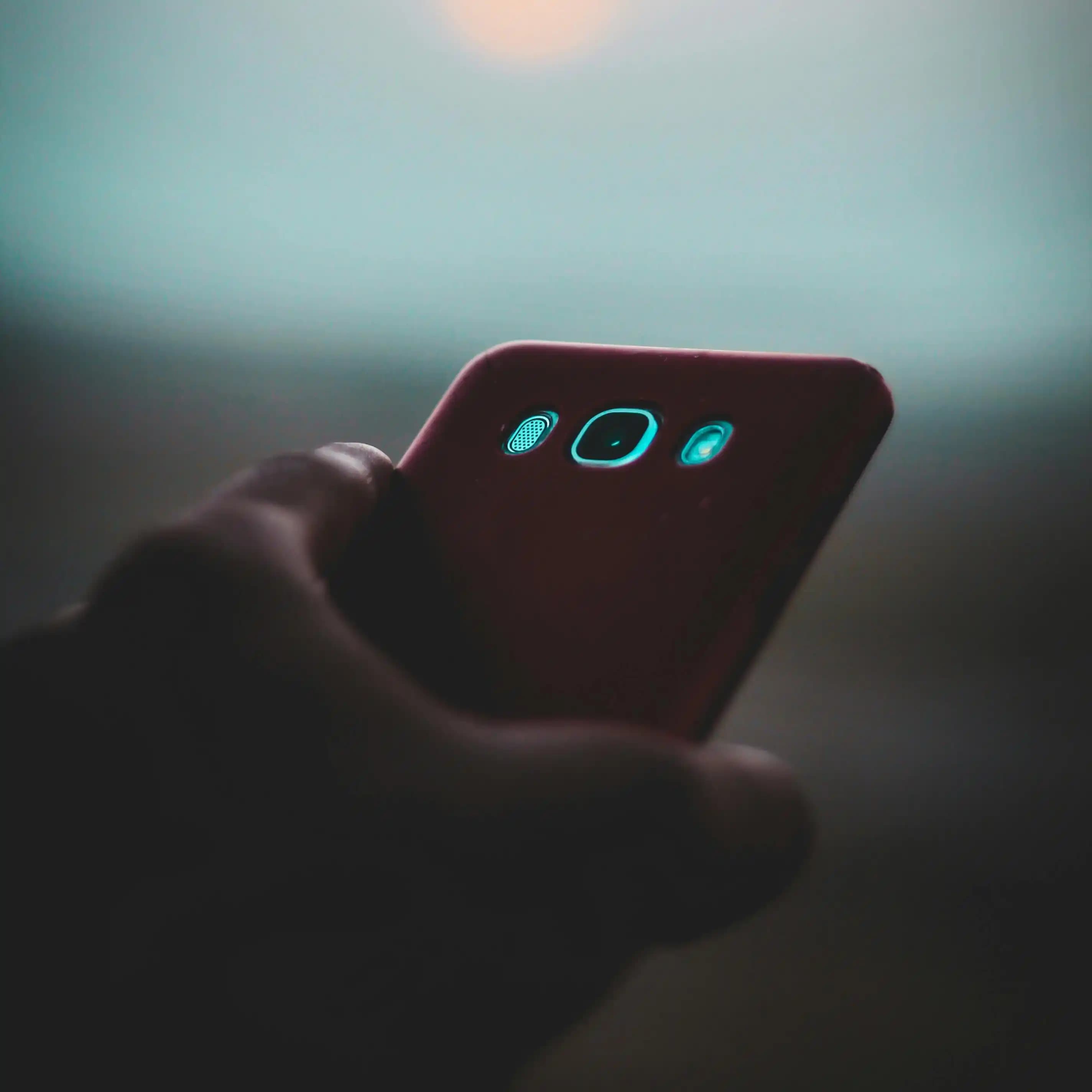 لوگوی فروشگاه ایفل موبایل