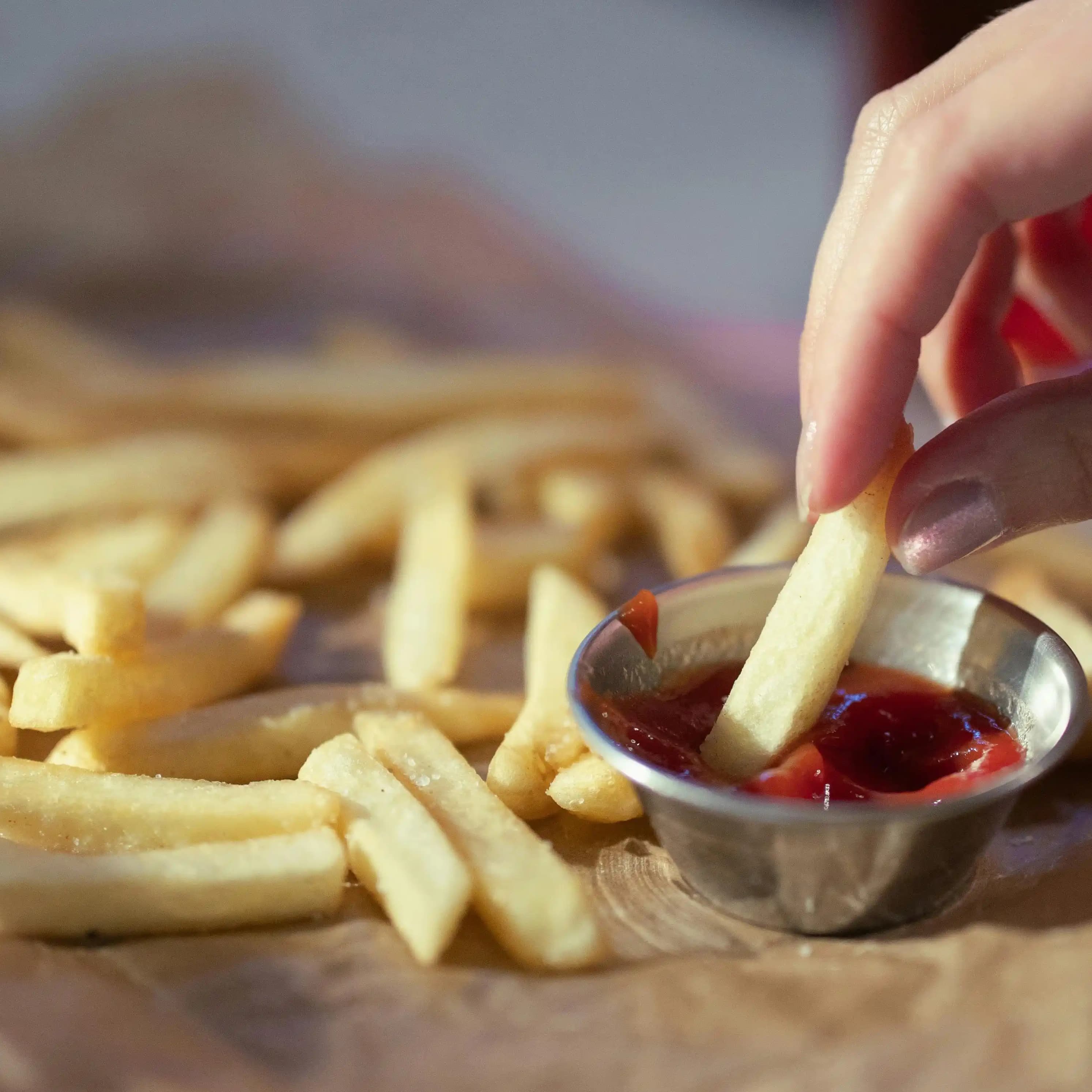 لوگوی فروشگاه فست فود لیان