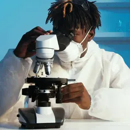 دکتر نوشیروان خضری مقدم