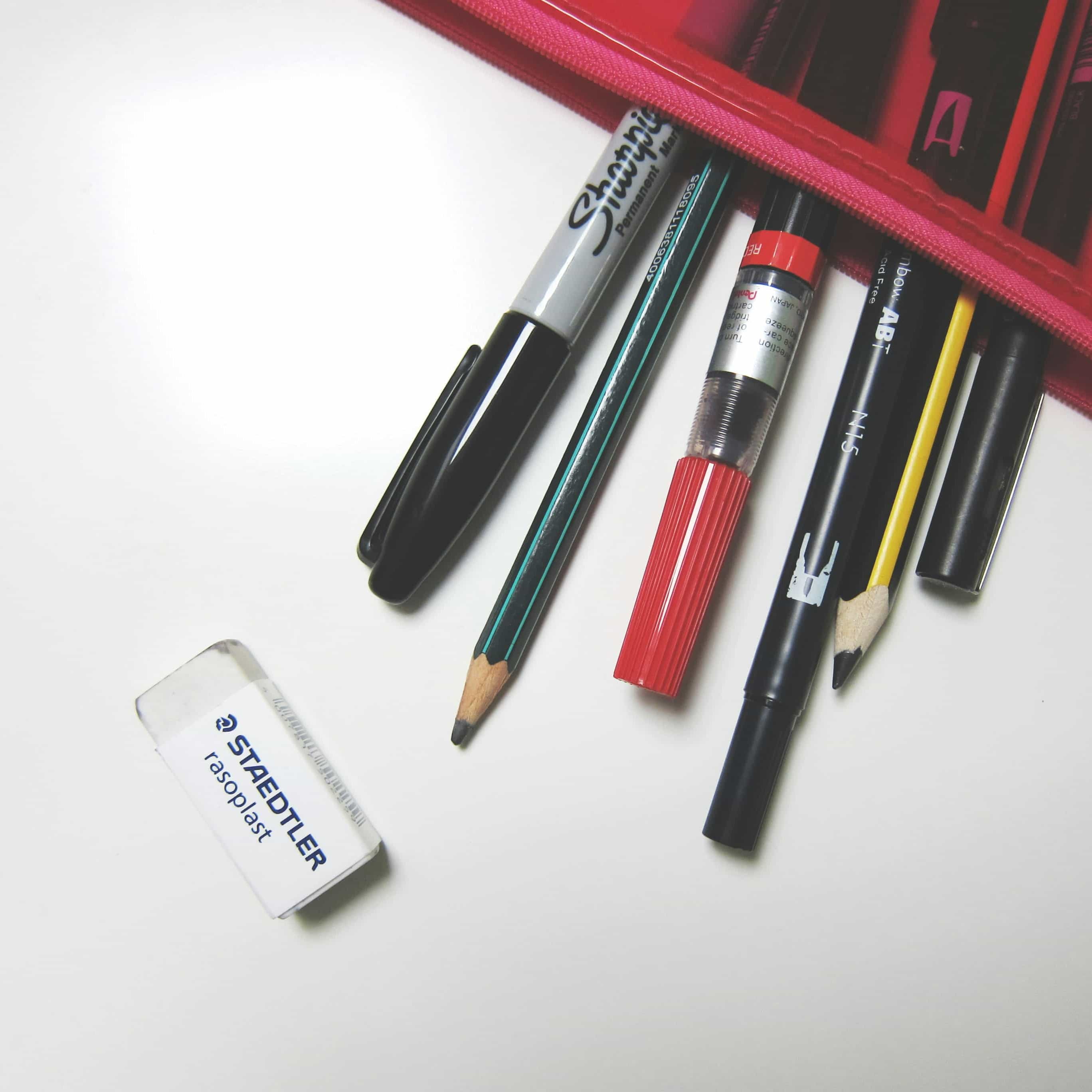 لوگوی فروشگاه لوازم هنری پاترون