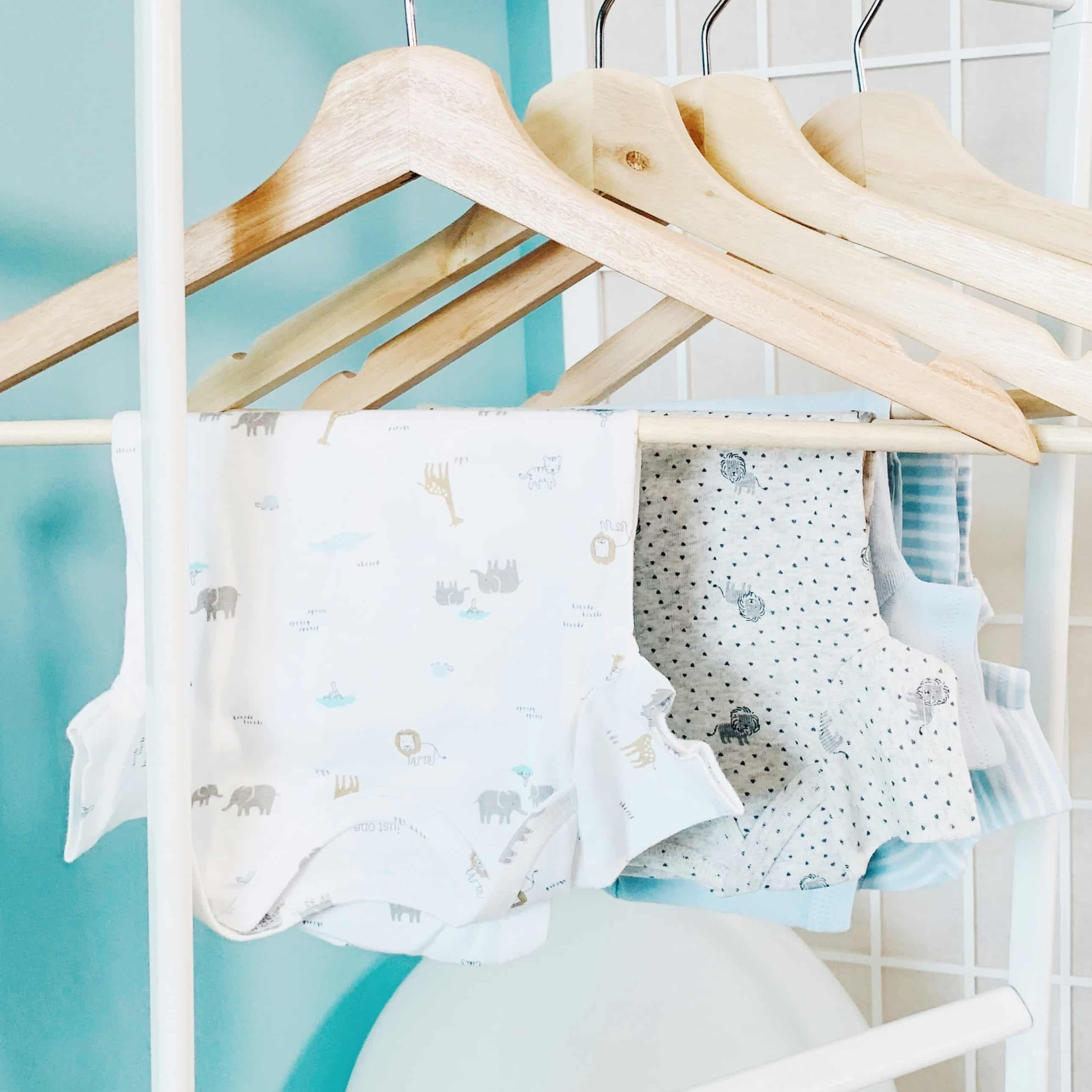 لوگوی فروشگاه سیسمونی هانا