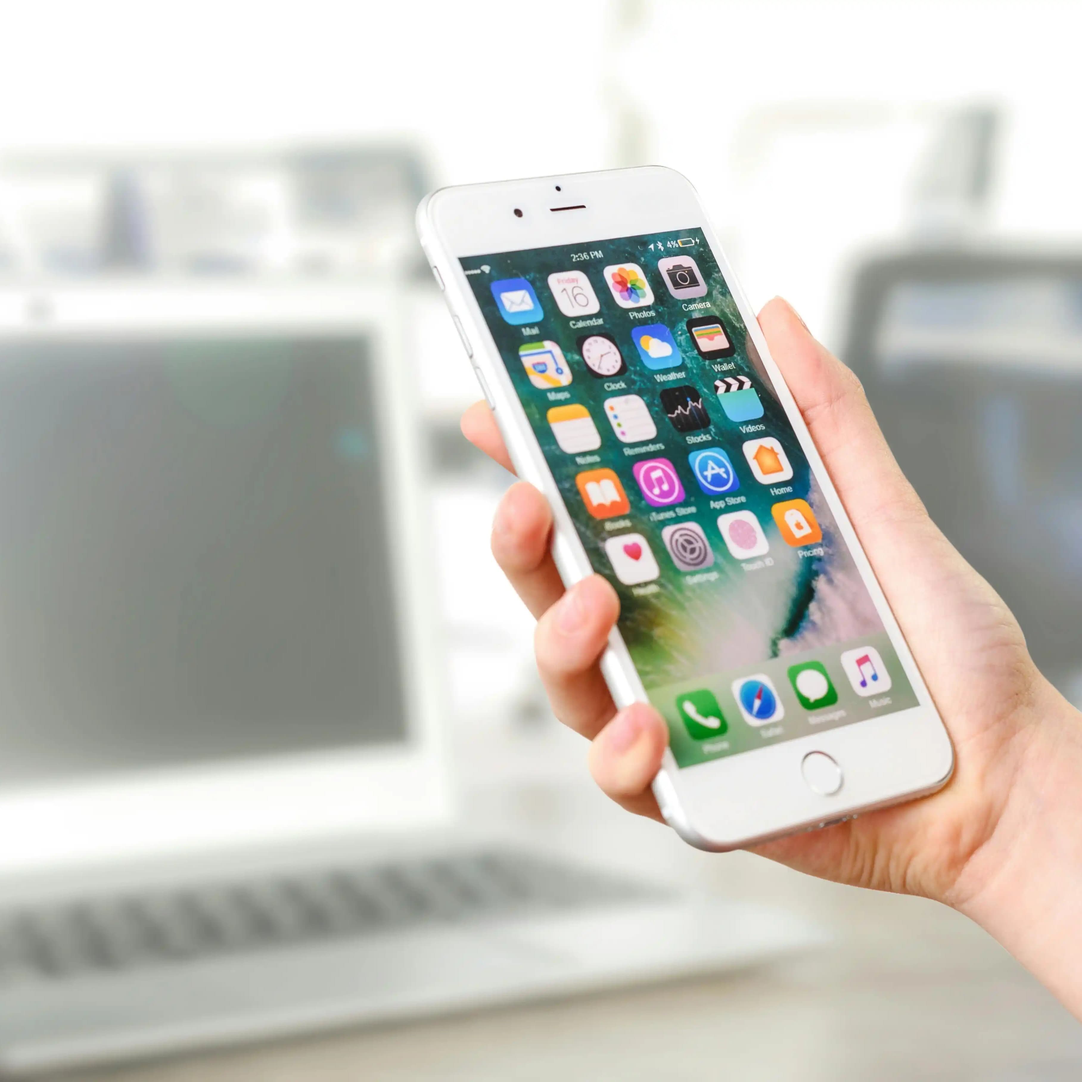 لوگوی فروشگاه موبایل پرتو