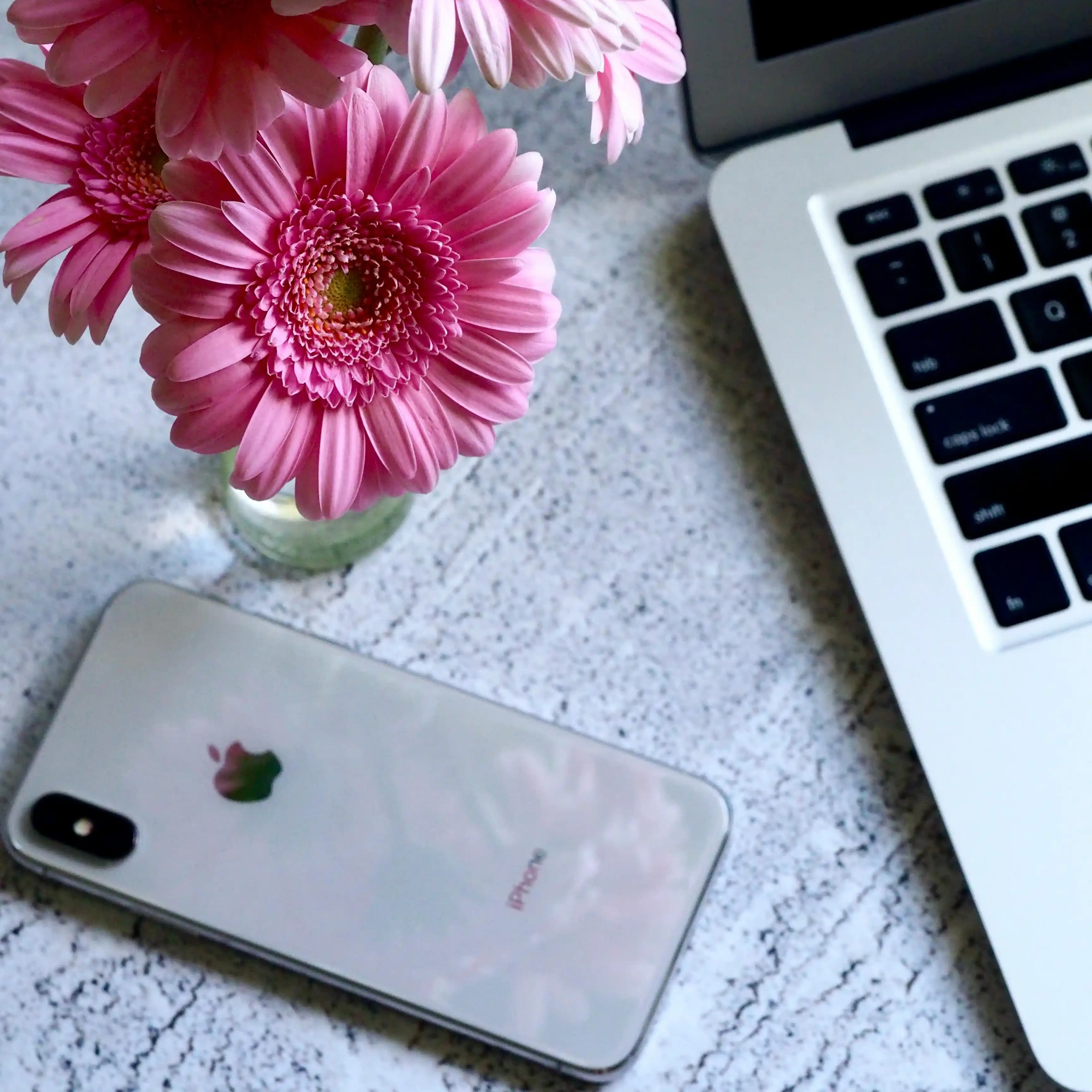 لوگوی فروشگاه فروشگاه تلفن همراه آیفونچی