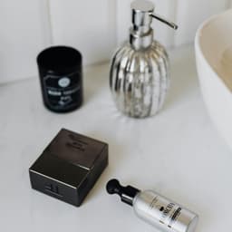 لوازم ارایشی رخ