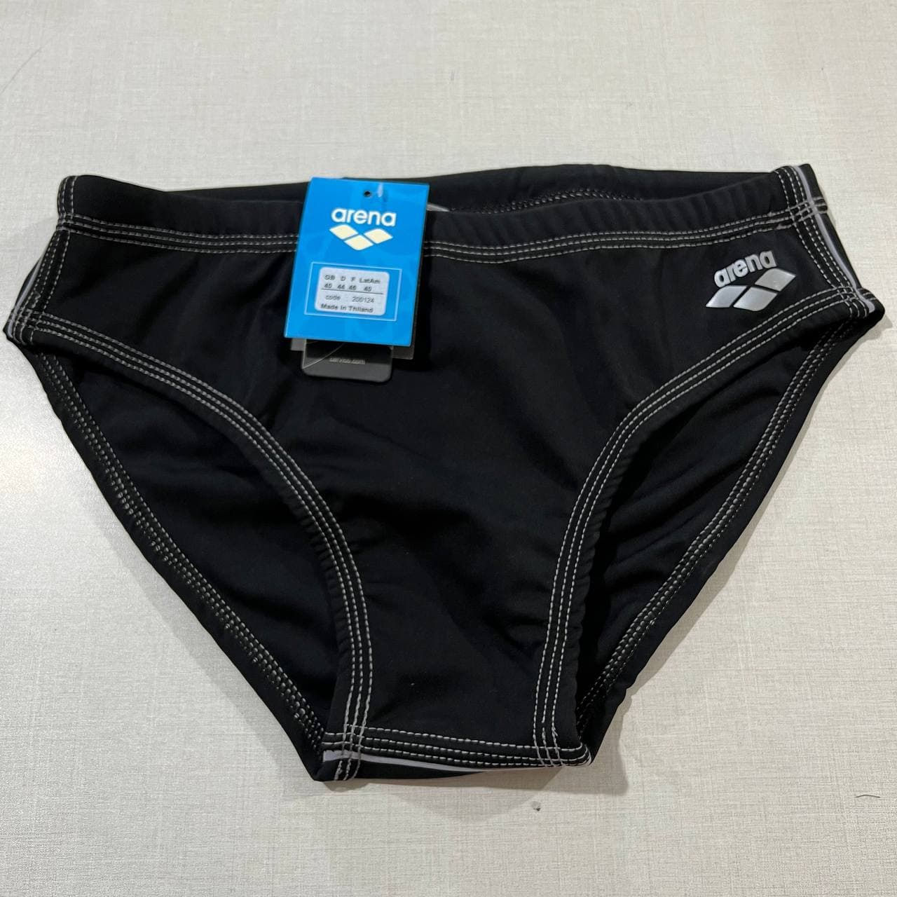 مایو سونا و استخر ارنا اسلیپ آیرو کشی کد ۹۰۸۴