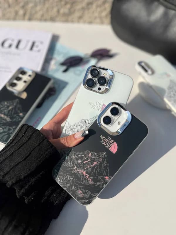 قاب گوشی آیفون North Face