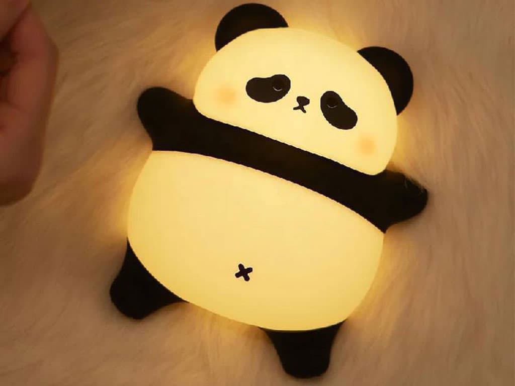 چراغ خواب سیلیکونی شارژی مدل ضربه ای طرح خرس پاندا خسته