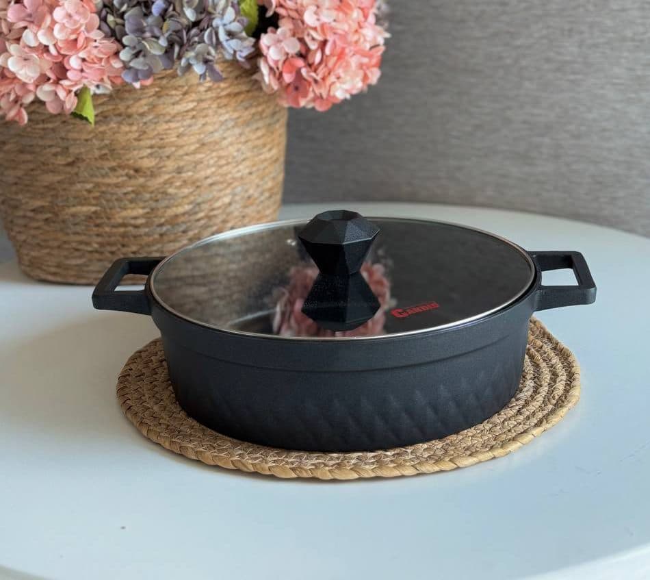 ماهیتابه تیتانیوم کاندید- مدل اونیکس دو دسته سایز 28