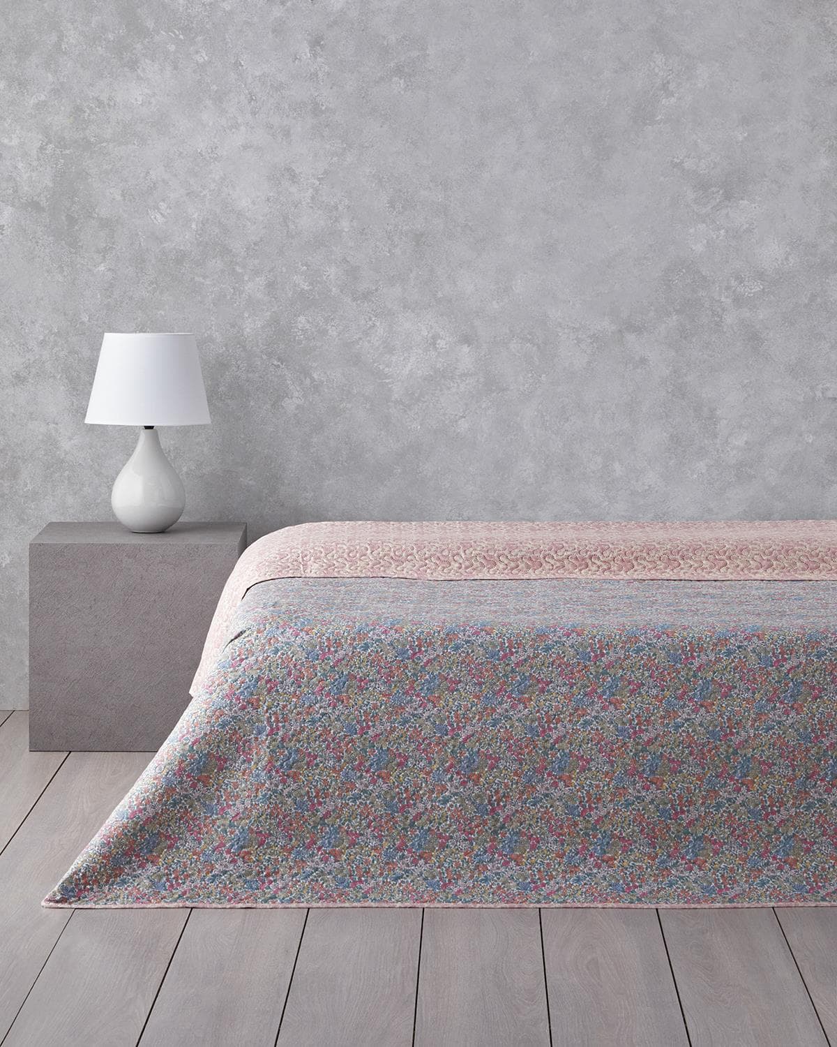 روتختی انگلیش هوم طرح Floral Serenade سایز دونفره ۱ تکه