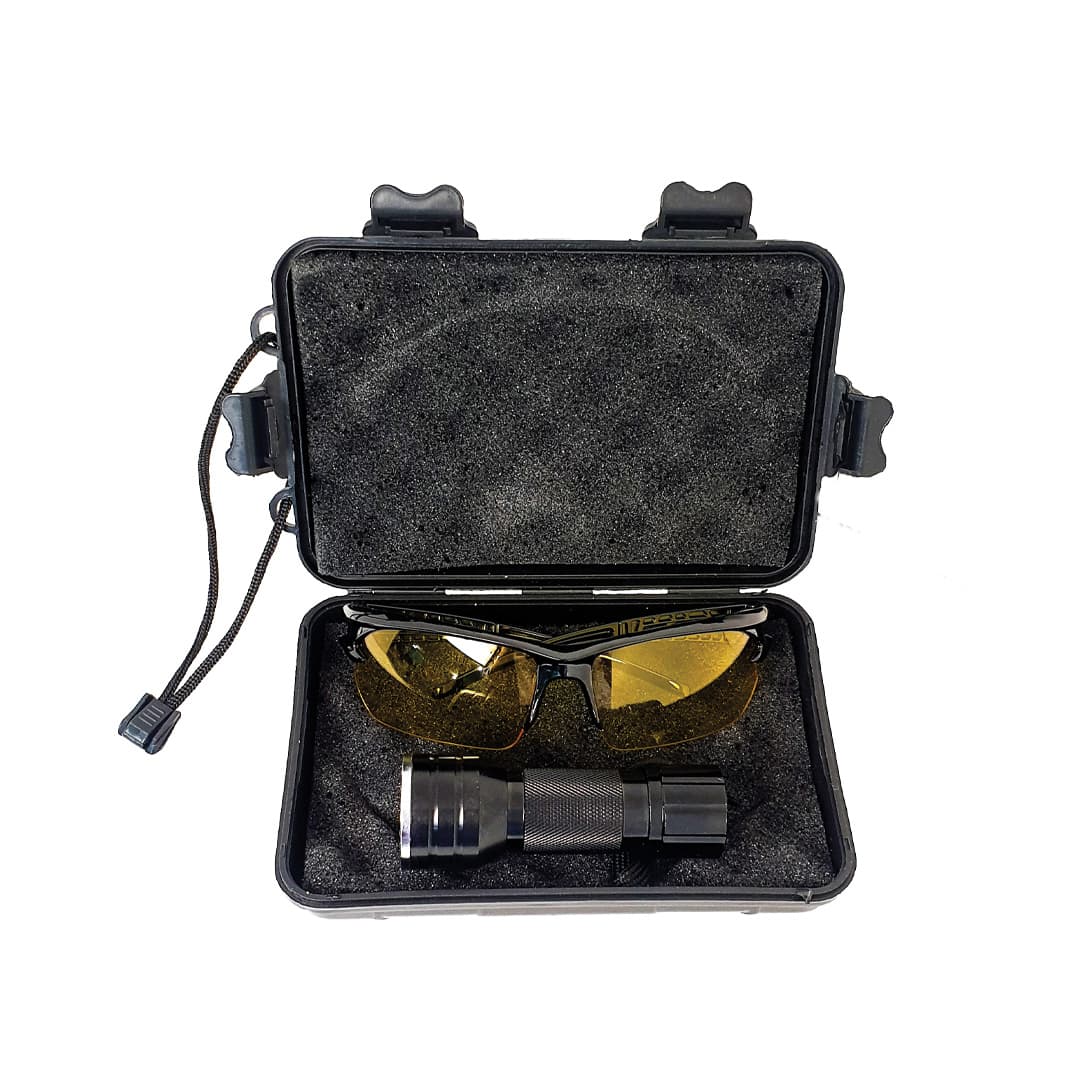 نشت گیر گاز کولر خودور همراه با عینک و چراغ مدل 12030