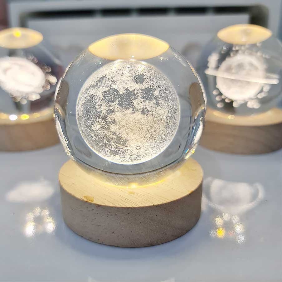 چراغ خواب گوی شیشه ای طرح ماه