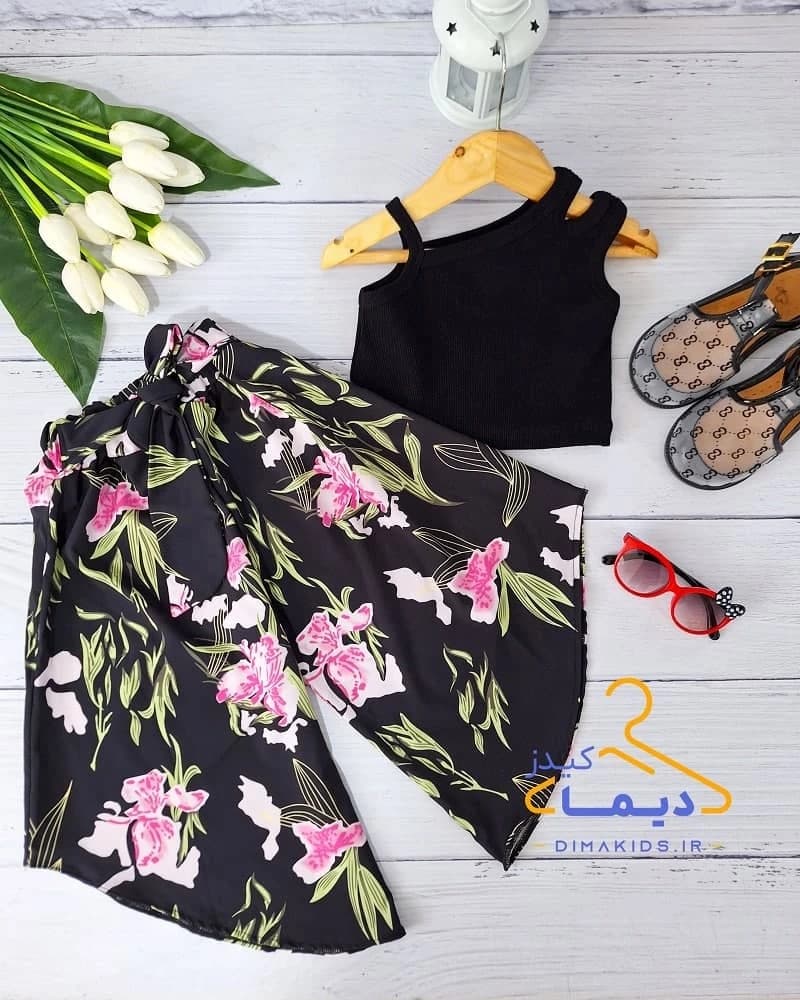 ست کراپ و شلوار مشکی و صورتی طرح گلدار ساحل