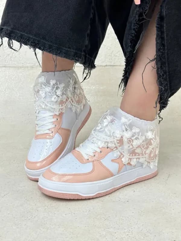 کتونی ورنی B.PE