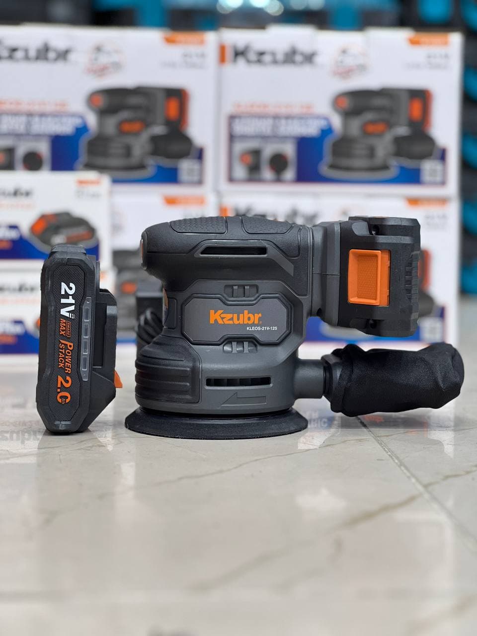 سنباده لرزان و گردان شارژی زوبر K10037