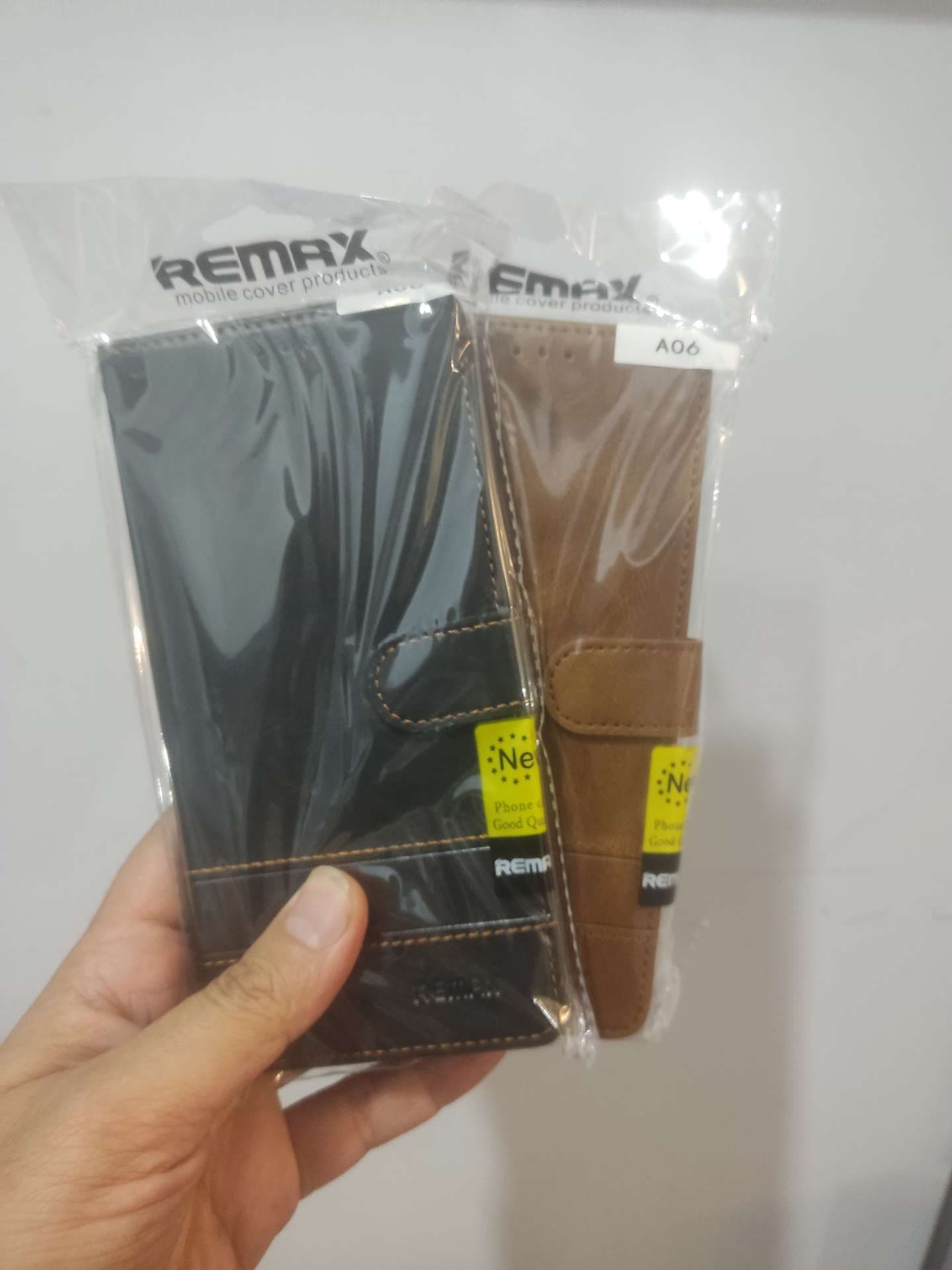 کیف چرمی گوشی A06 سامسونگ مدل کلاسوری درب مگنتی جاکارتی دار